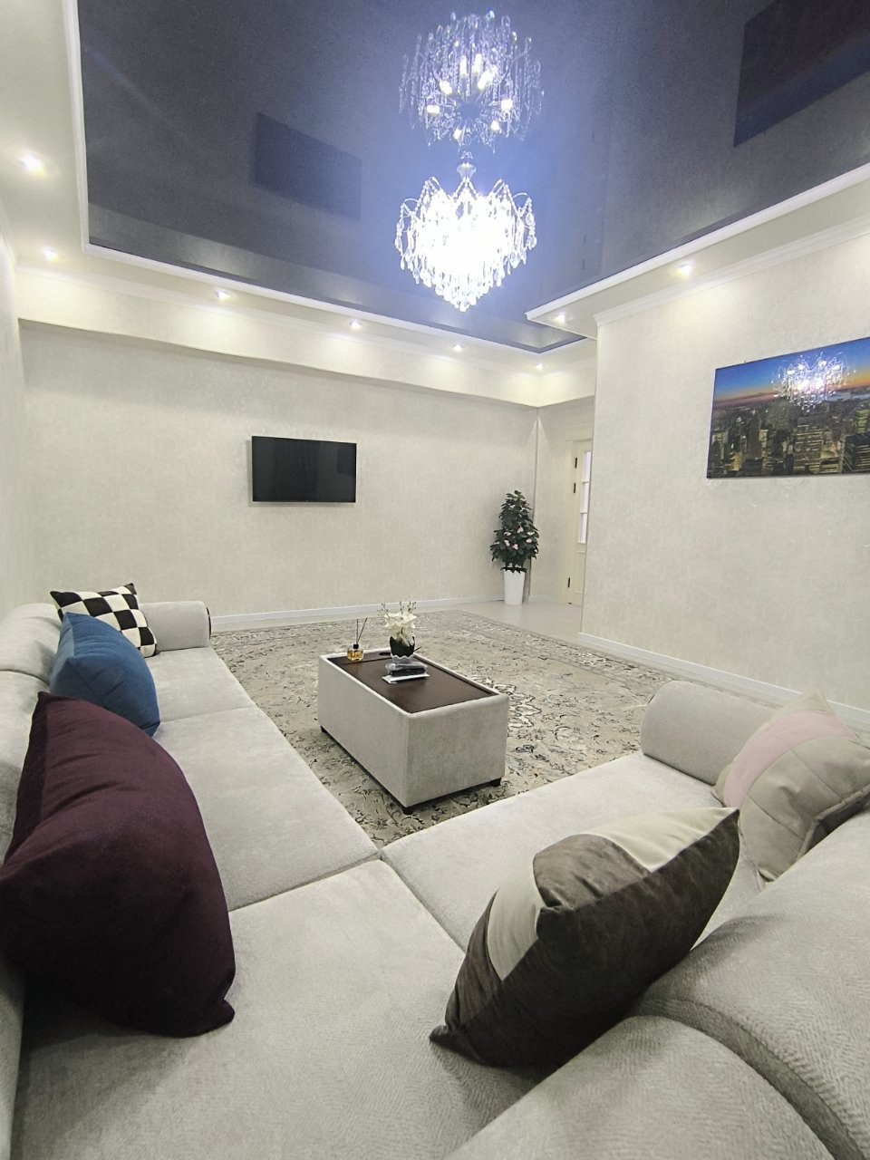 ПРОДАЁТСЯ ПРОСТОРНАЯ КВАРТИРА В НОВОСТРОЙКЕ | ЖК «Саламатина»