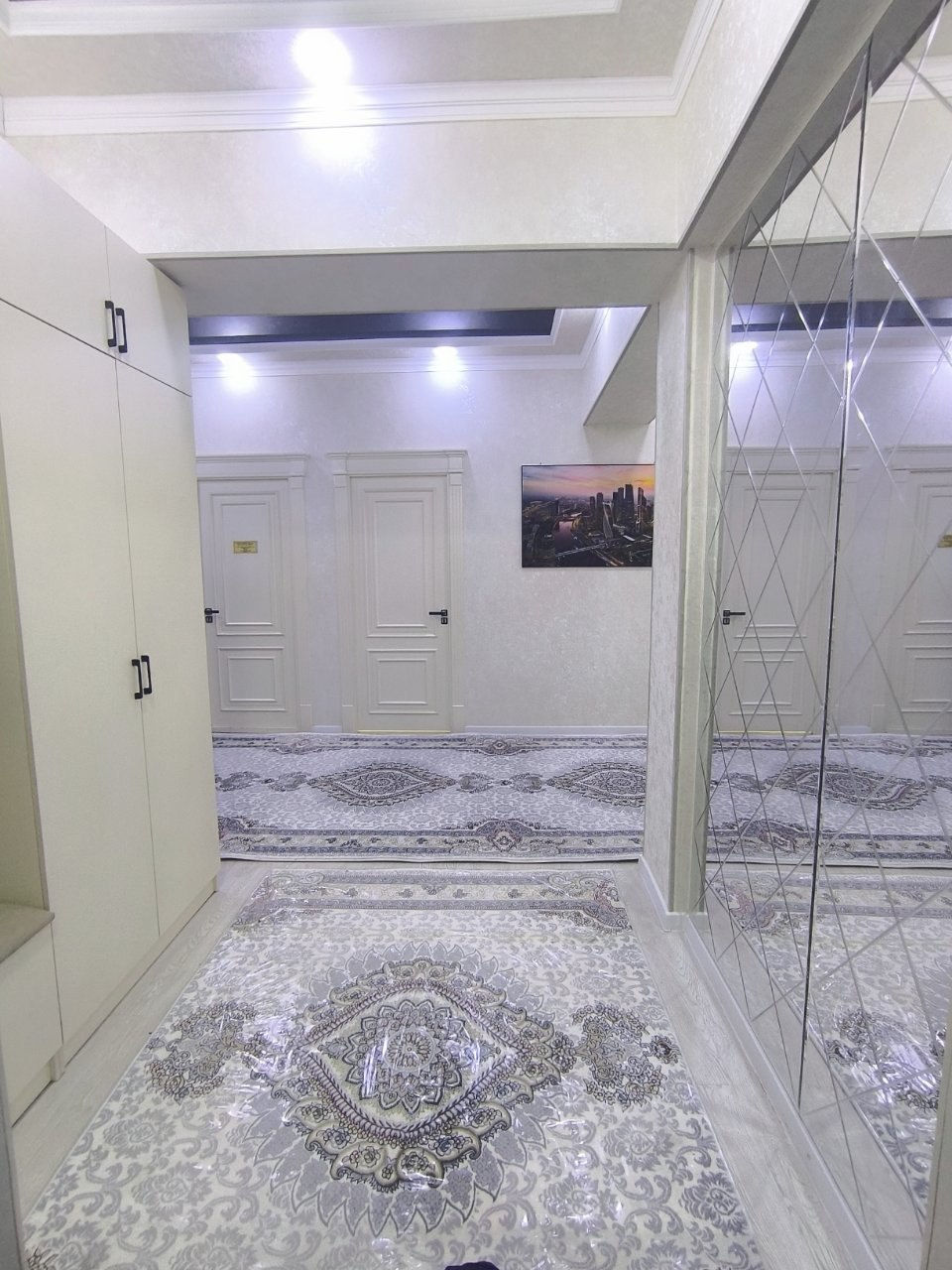 ПРОДАЁТСЯ ПРОСТОРНАЯ КВАРТИРА В НОВОСТРОЙКЕ | ЖК «Саламатина»