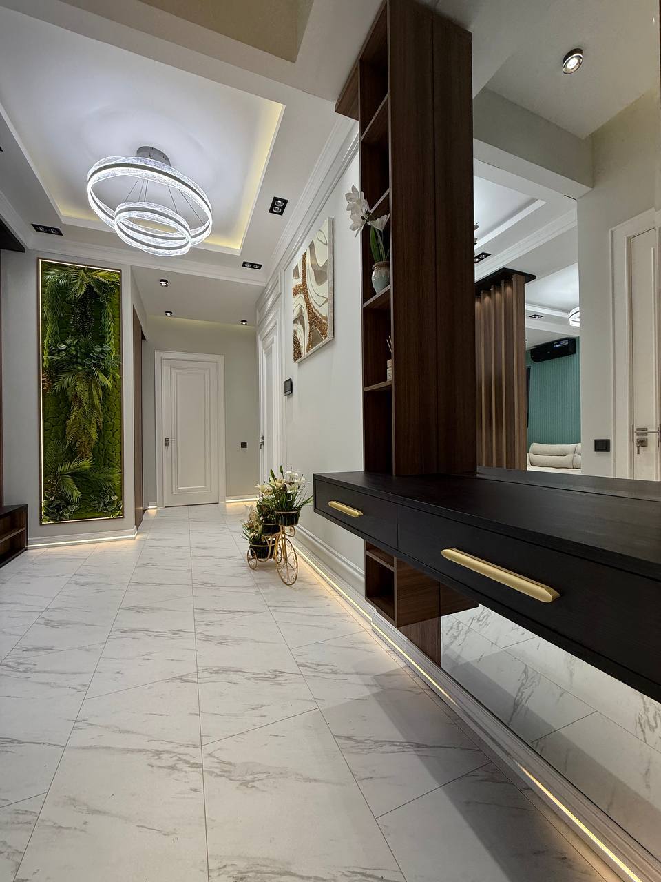 ПРОДАЁТСЯ КВАРТИРА В СОВРЕМЕННОЙ НОВОСТРОЙКЕ