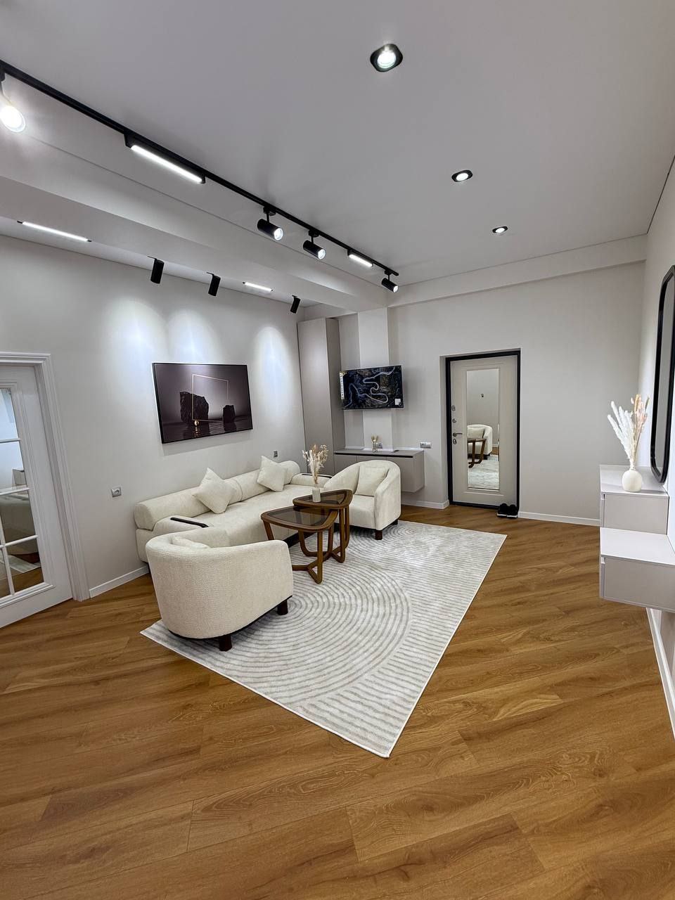 Продаётся квартира в новостройке – Чиланзар, 5 квартал