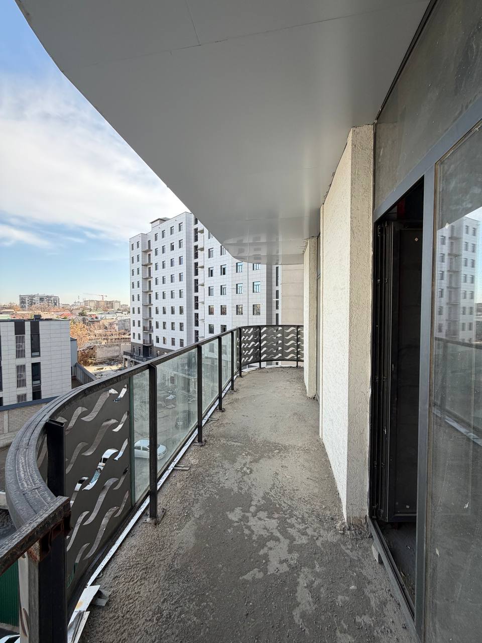 Продается в новостройке ЖК Shahriobod 3х комнатная