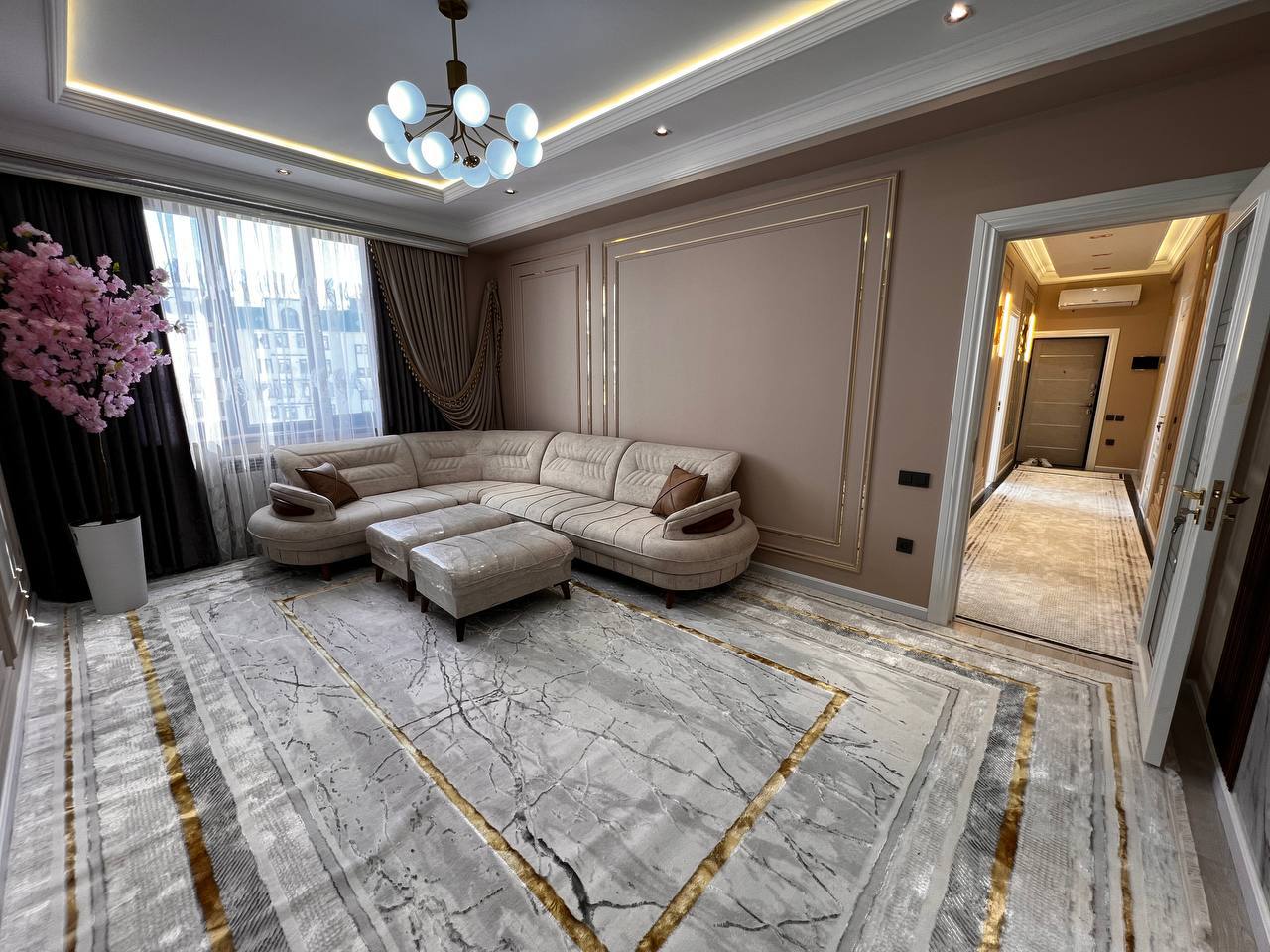 ПРОДАЁТСЯ ПРОСТОРНАЯ КВАРТИРА В НОВОСТРОЙКЕ