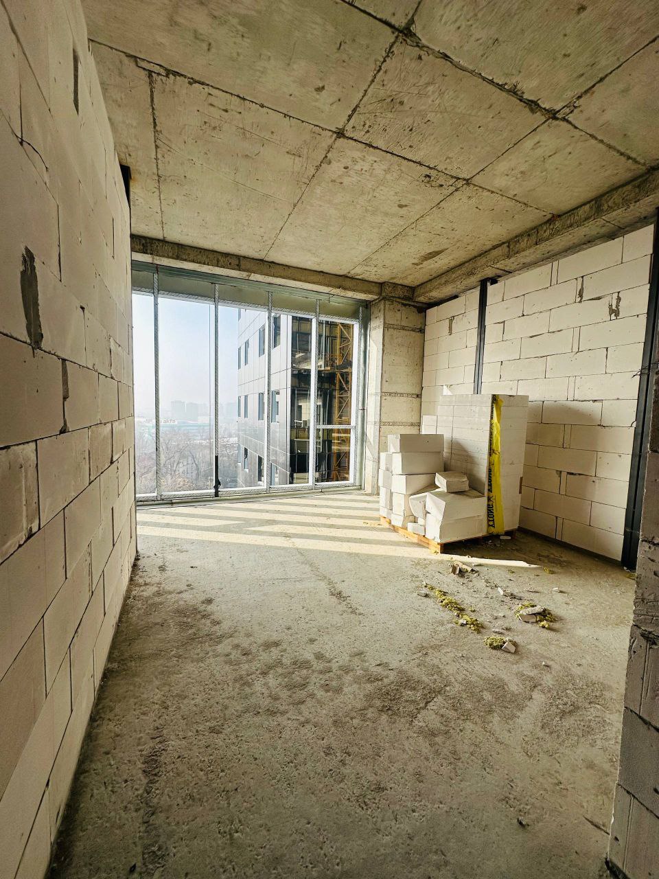 1-bedroom and 3-bedroom apartments for sale in Livingood residential complex