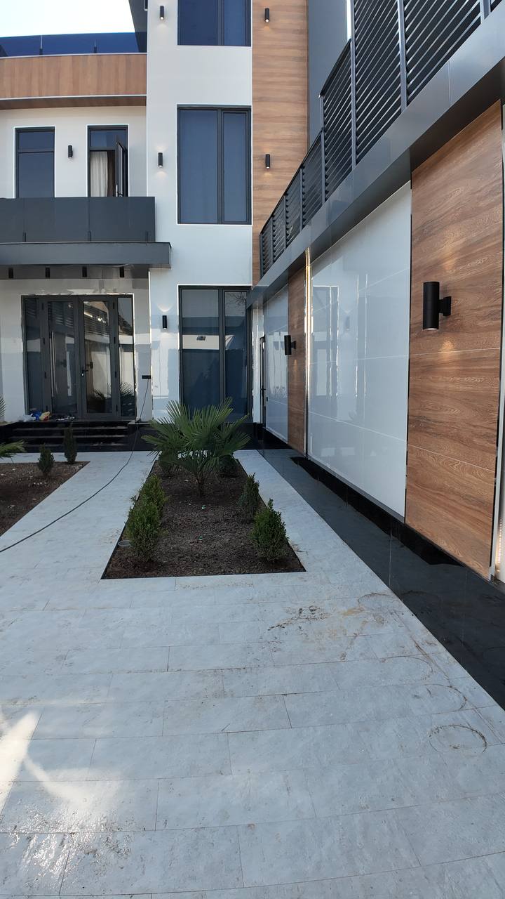 Продаётся современный евродом в Алишерободе Мирзо-Улугбекский район