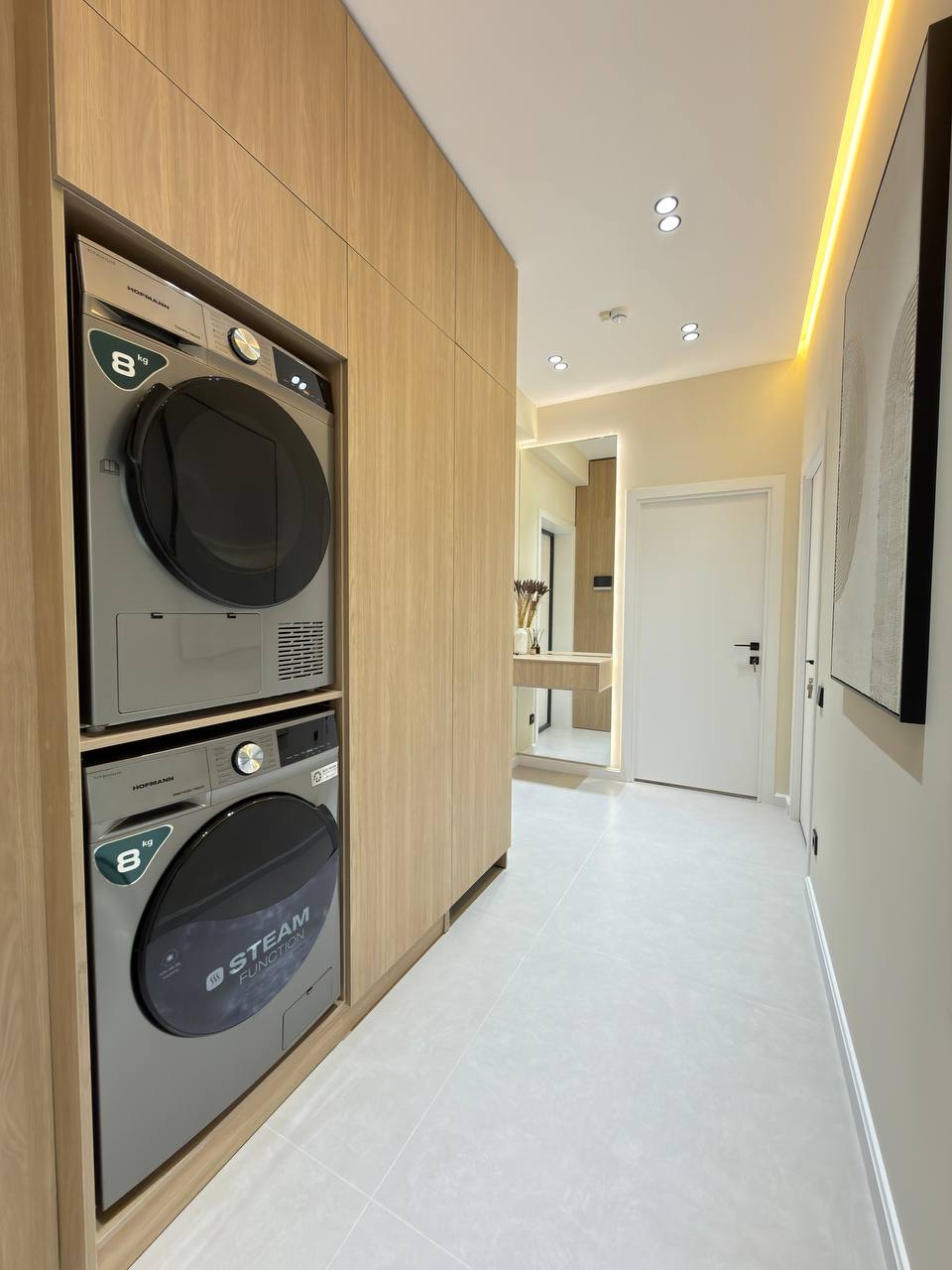 Стильная квартира с дизайнерским ремонтом и мини-террасой в ЖК Green Island