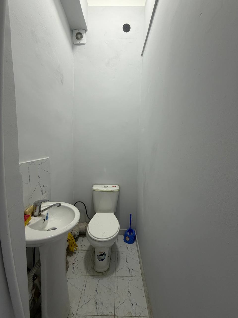 Sotiladi tijorat binosi – Mirobod tumani