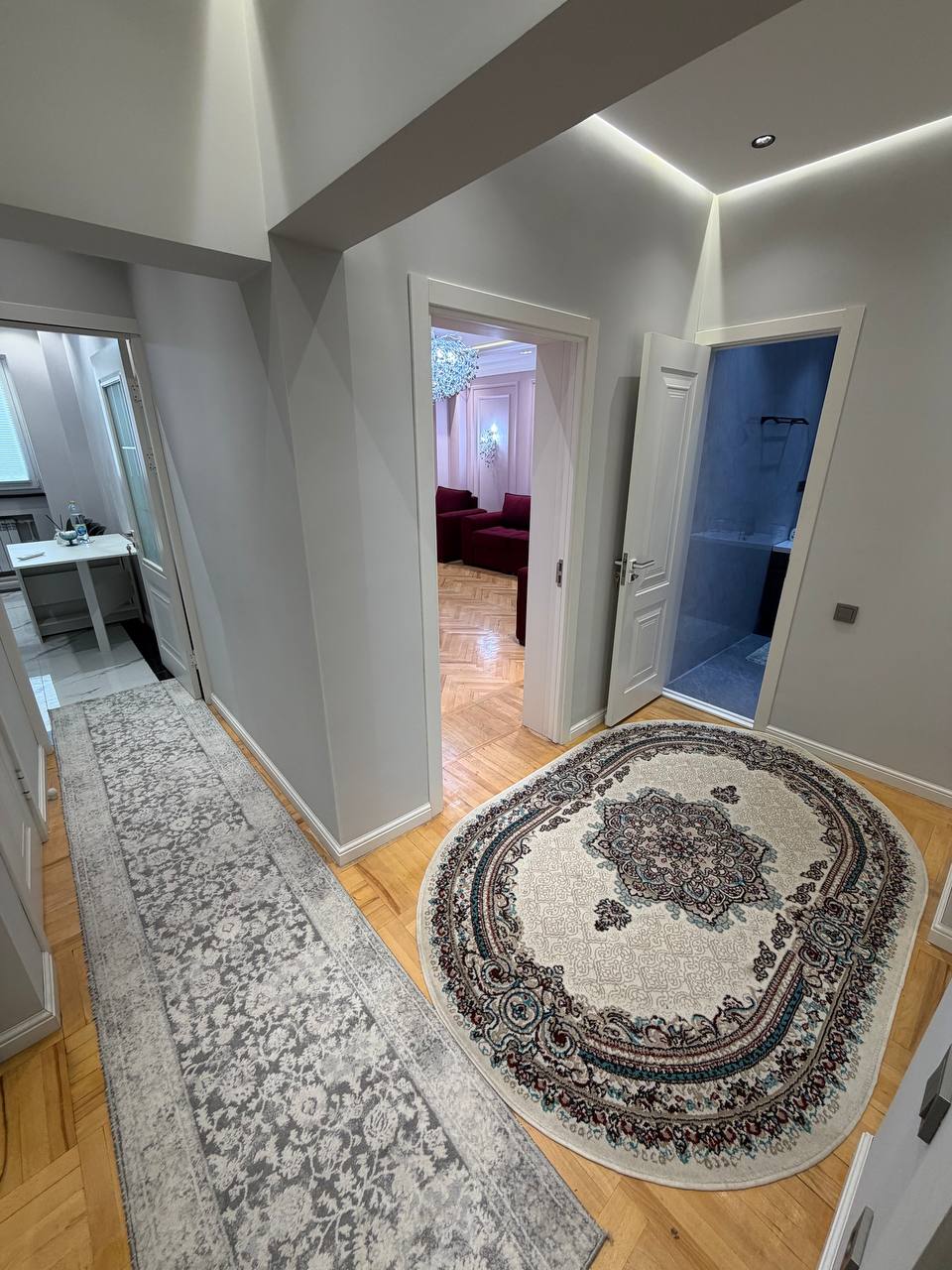 Elbek ko‘chasi, Infiniti yonida keng kvartira sotiladi