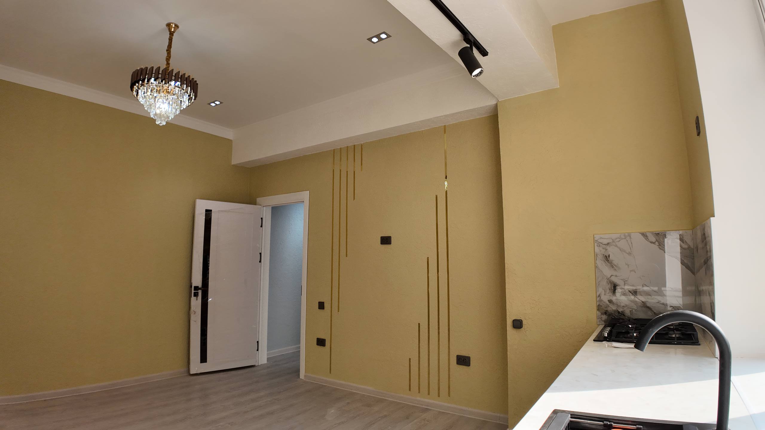 Продается 1-комнатная квартира в Asia House