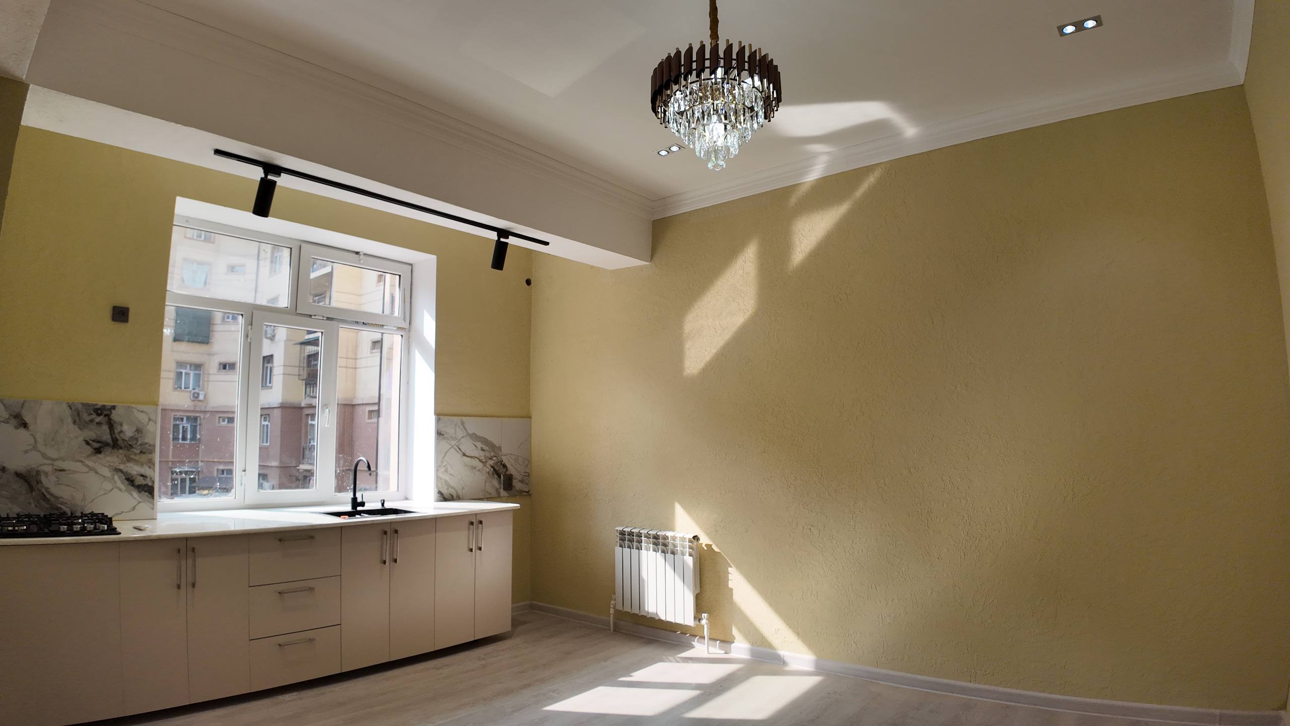 Продается 1-комнатная квартира в Asia House