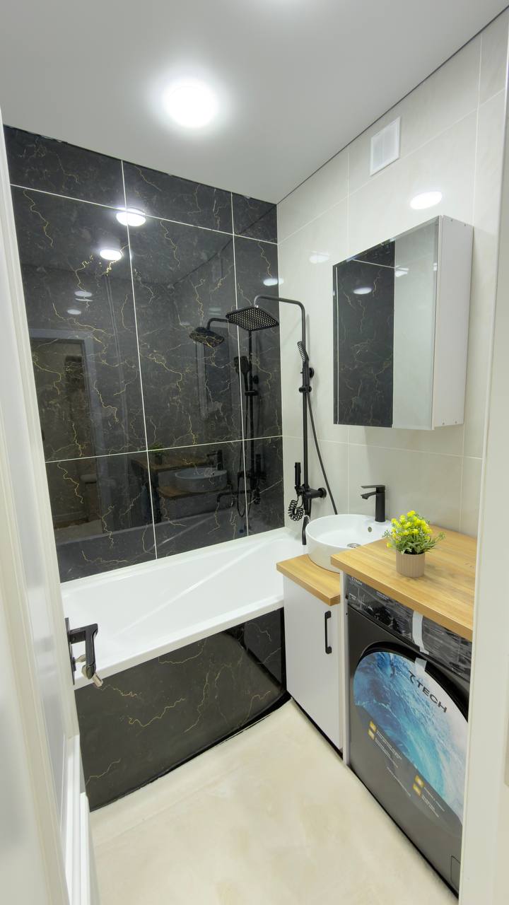 Chilonzorda 2 xonali kvartira sotiladi