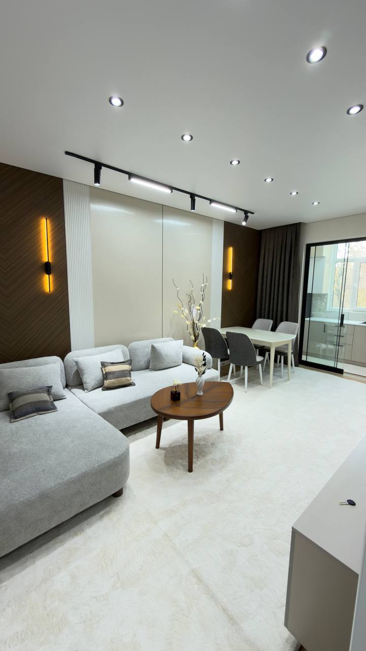 Chilonzorda 2 xonali kvartira sotiladi