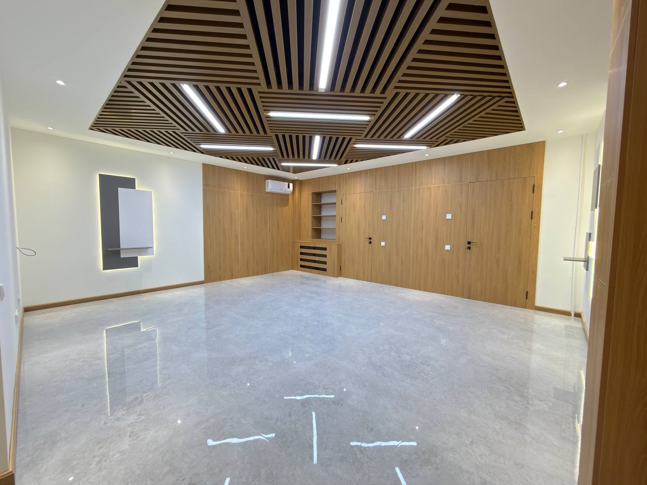 C2da 90 m² noturar joy sotiladi