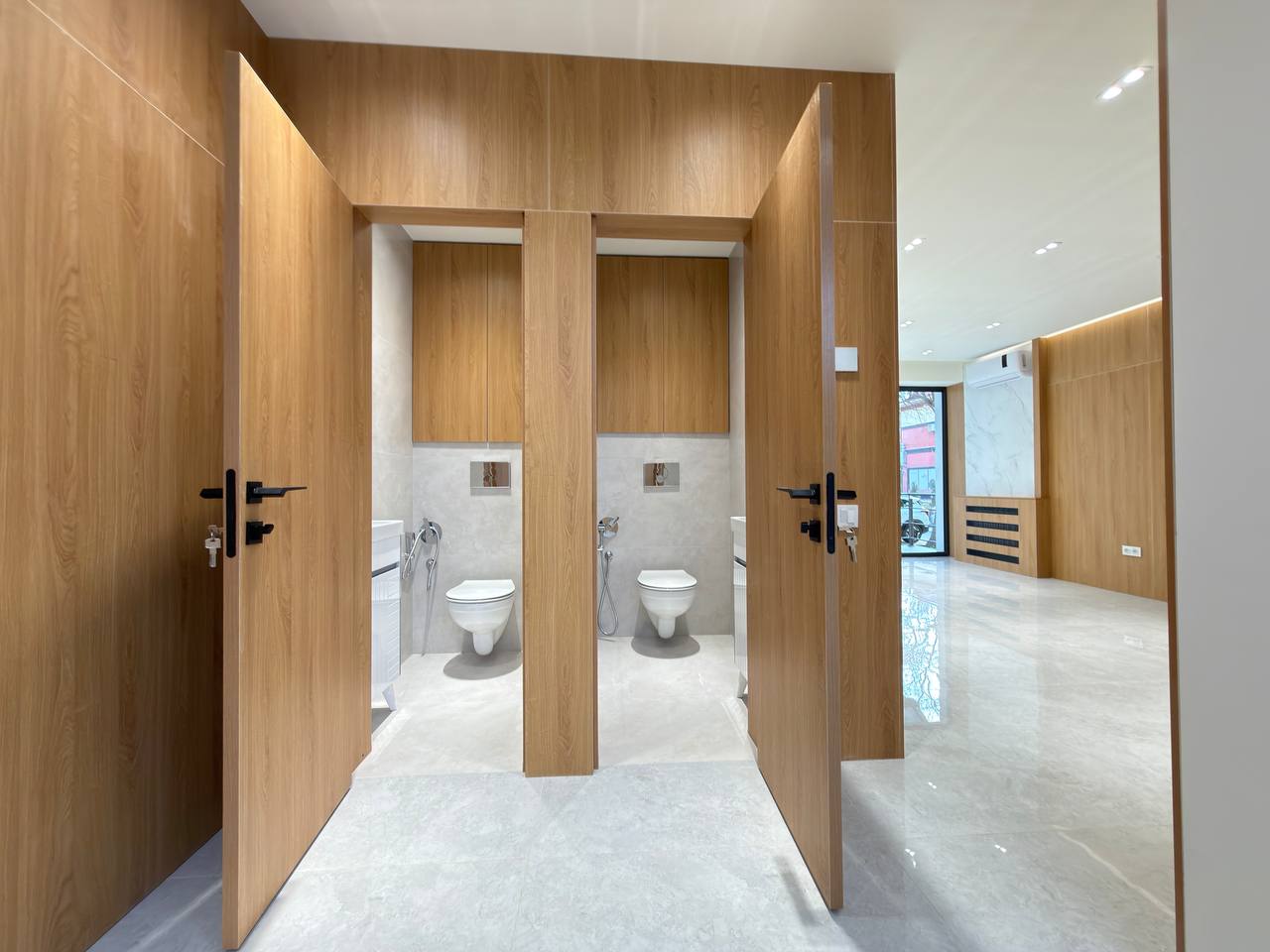 C2da 90 m² noturar joy sotiladi