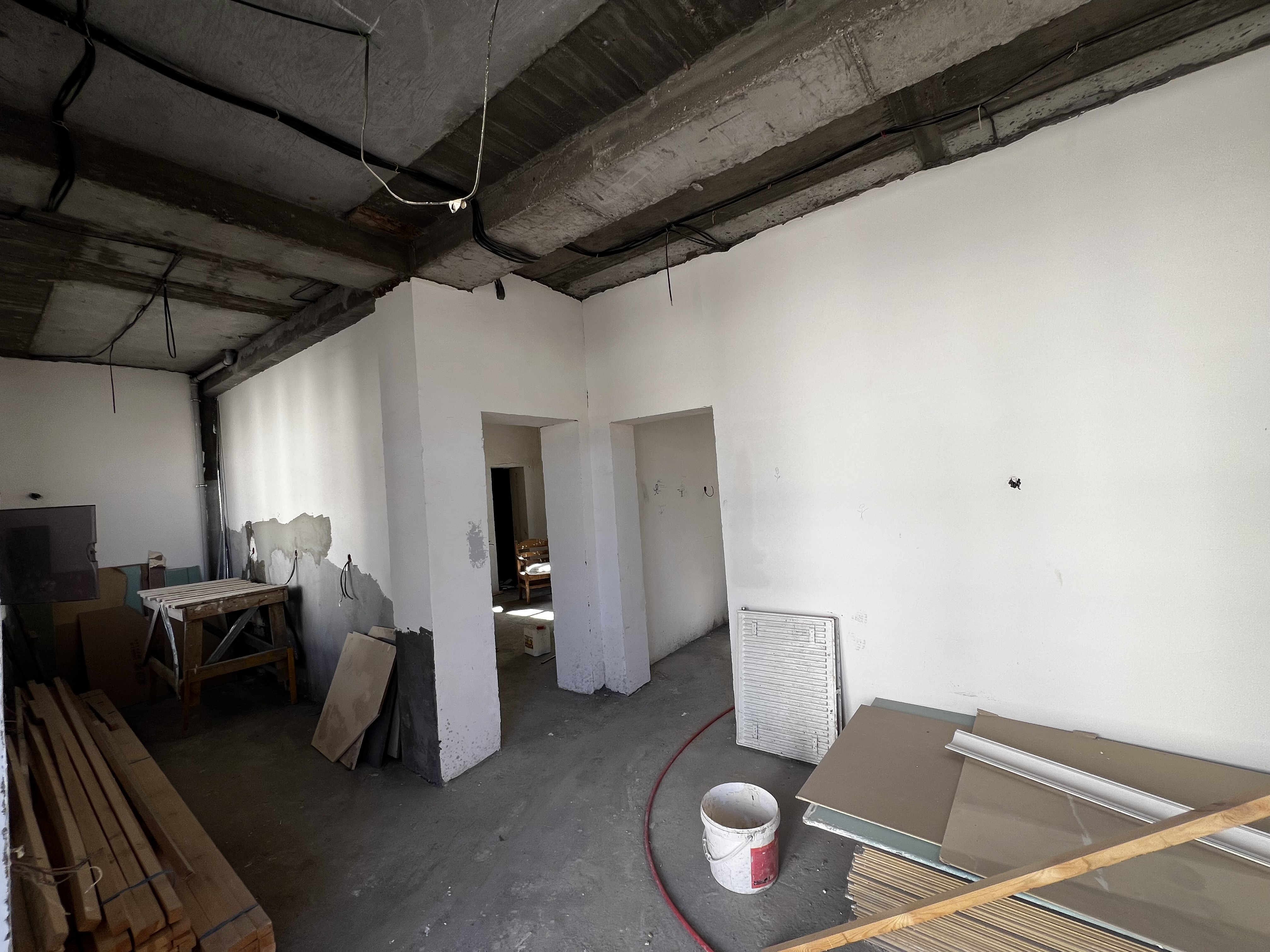 Building for a Hotel in Yashnabad District