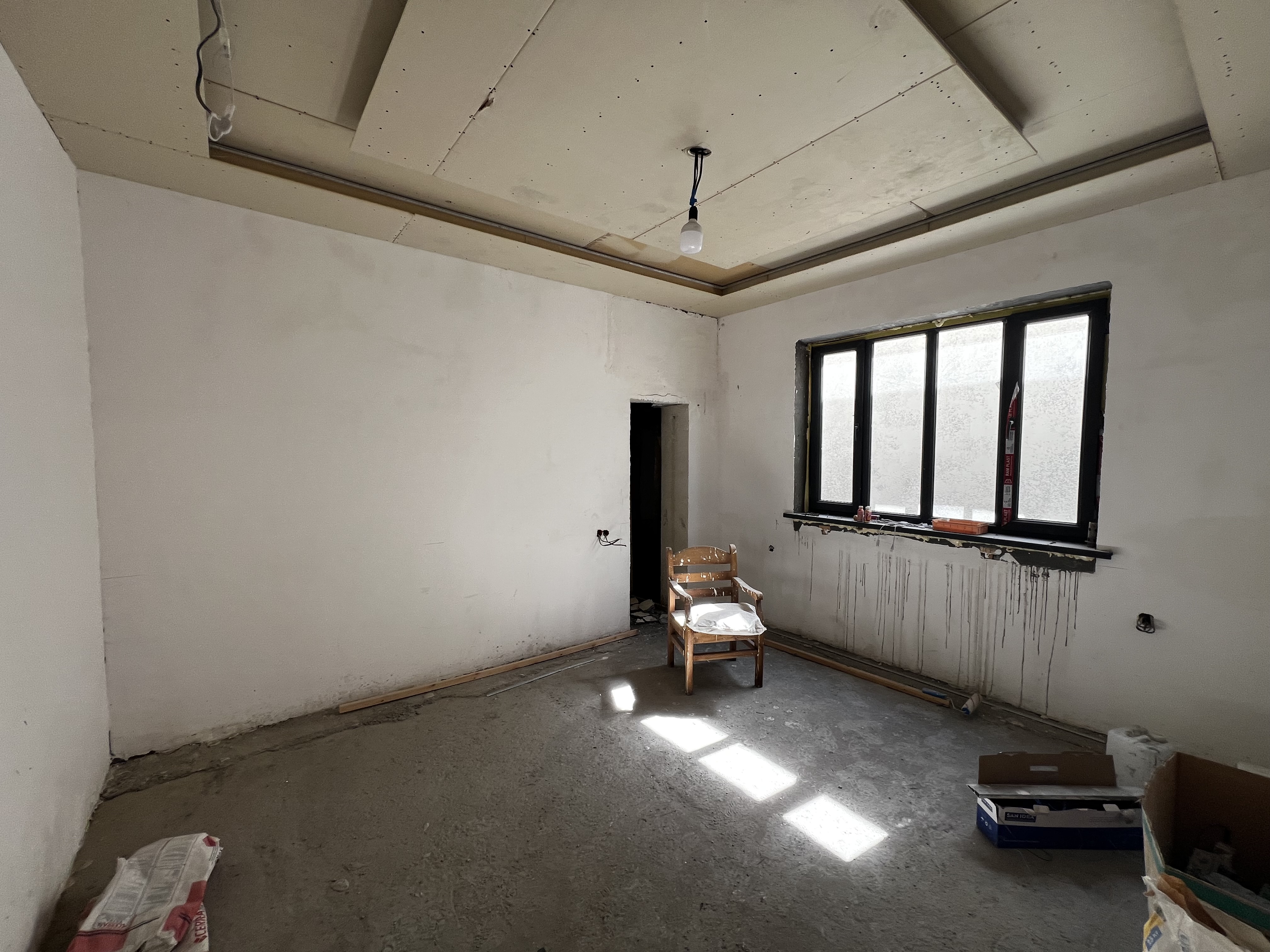 Building for a Hotel in Yashnabad District