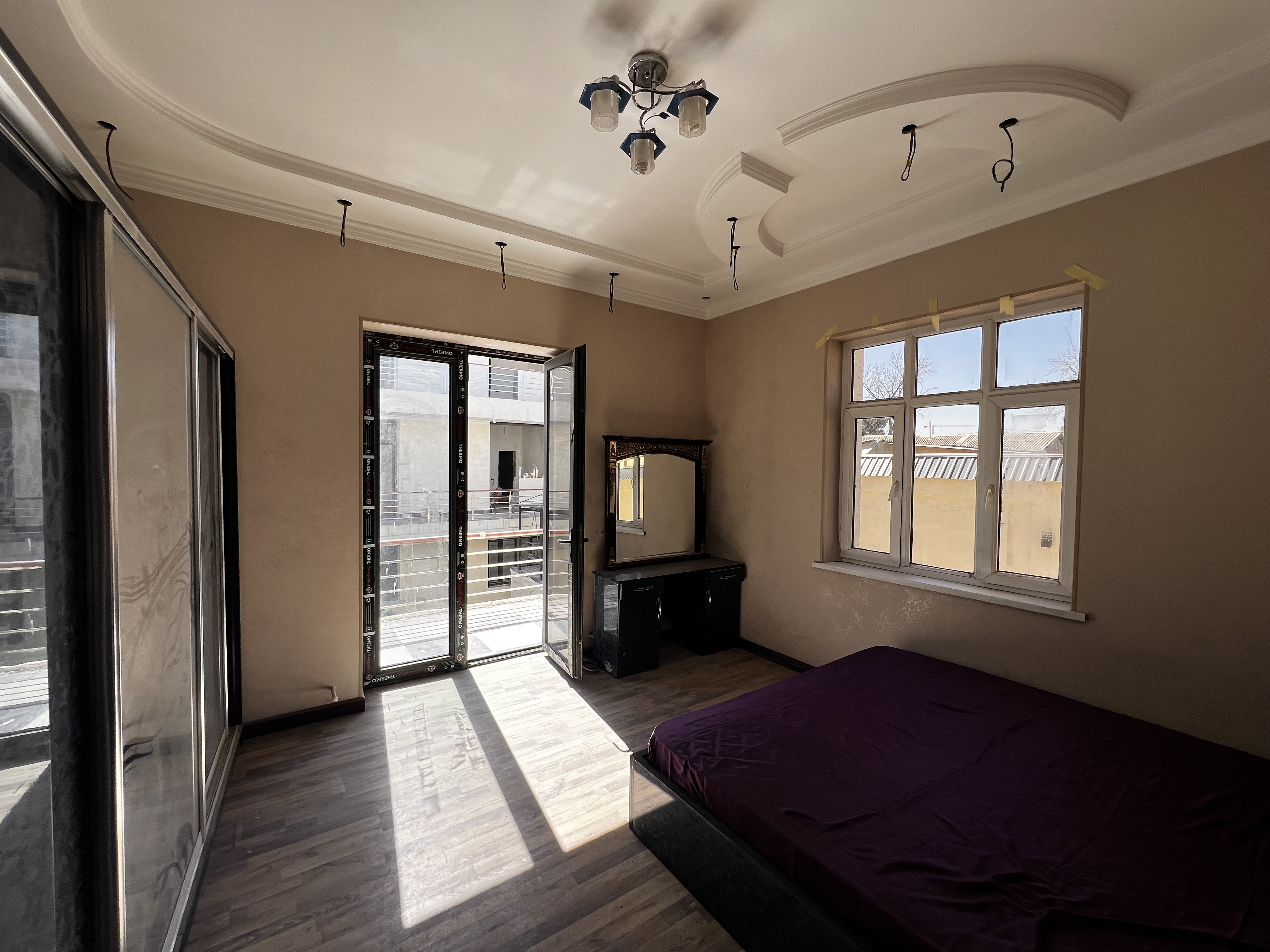 Building for a Hotel in Yashnabad District