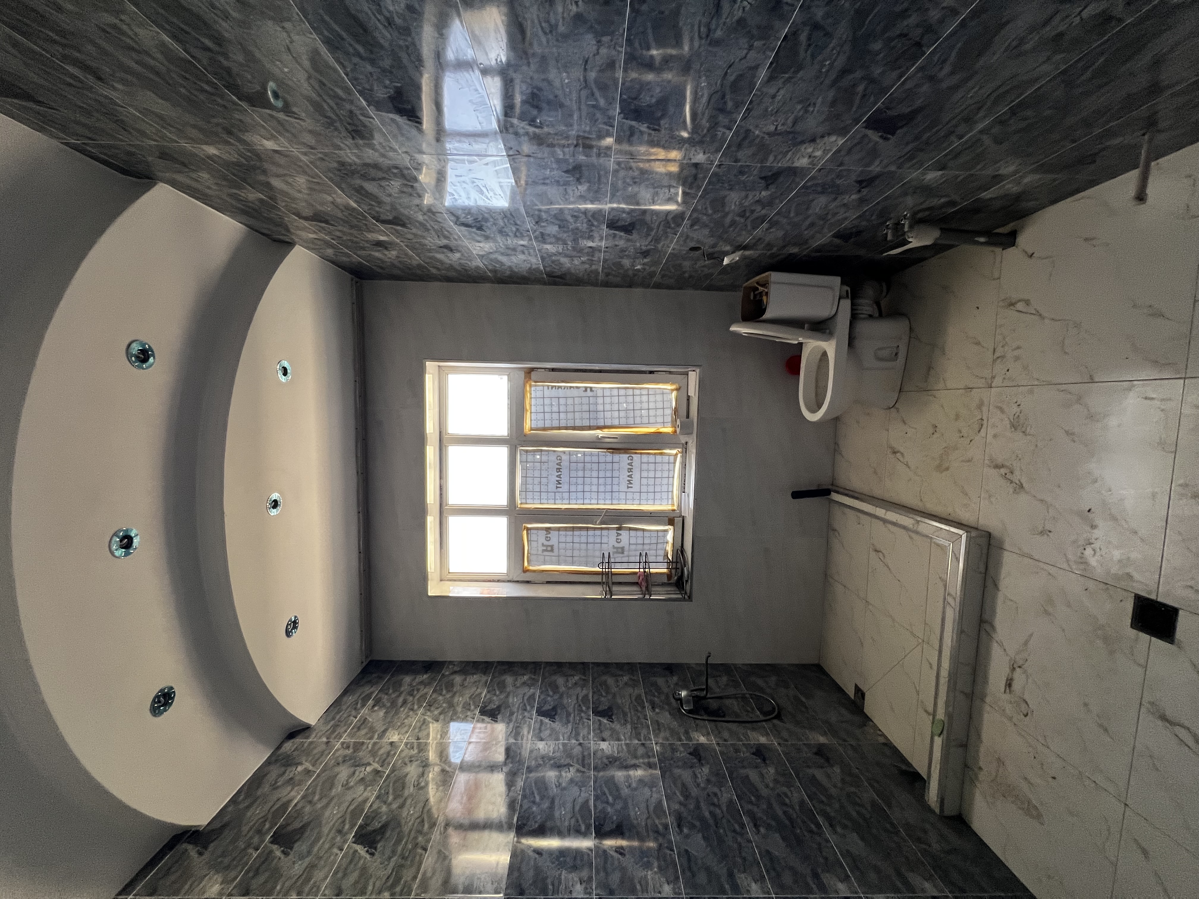 Building for a Hotel in Yashnabad District