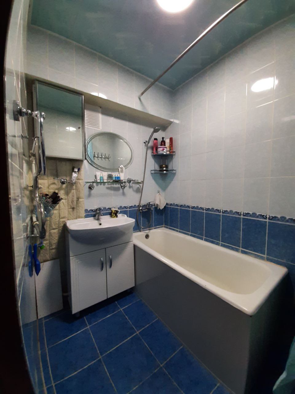 ПРОДАЁТСЯ 2-КОМНАТНАЯ КВАРТИРА ул. Мавлоно Риёзи (Паркенский)