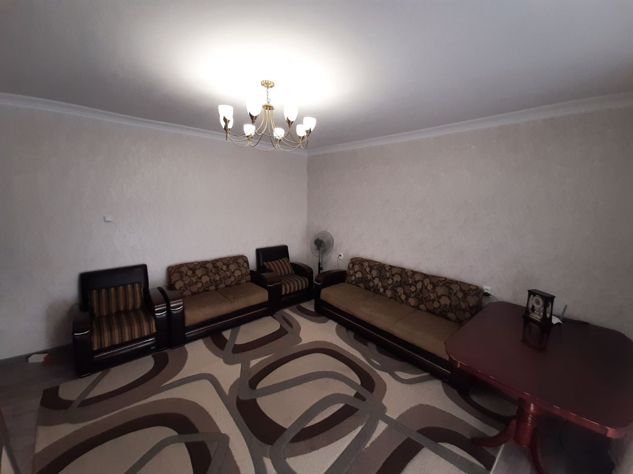 ПРОДАЁТСЯ 2-КОМНАТНАЯ КВАРТИРА ул. Мавлоно Риёзи (Паркенский)