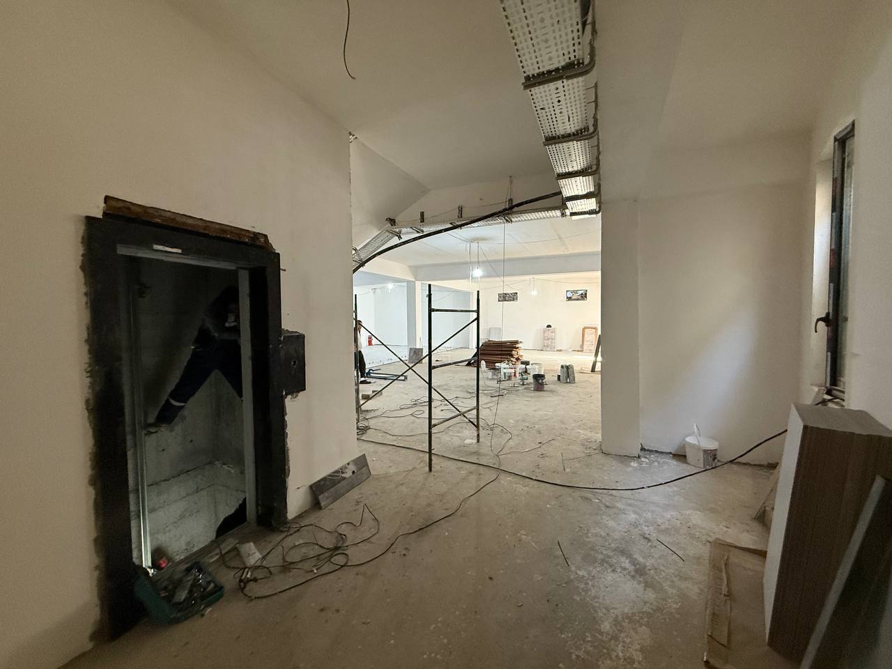 For Rent | Commercial Building on Nurafshon Street