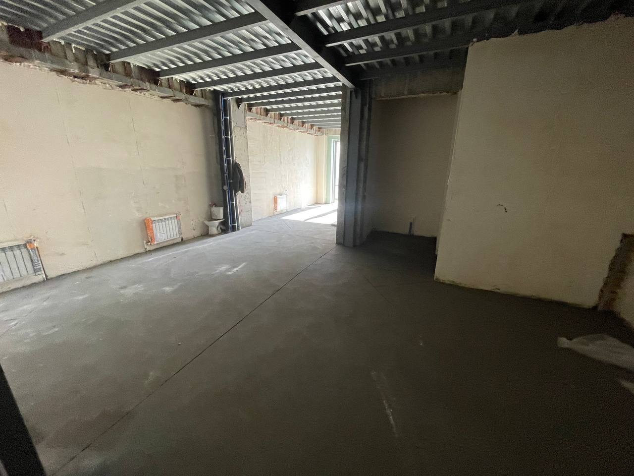 Rent | Commercial Space Mirabad Avenue