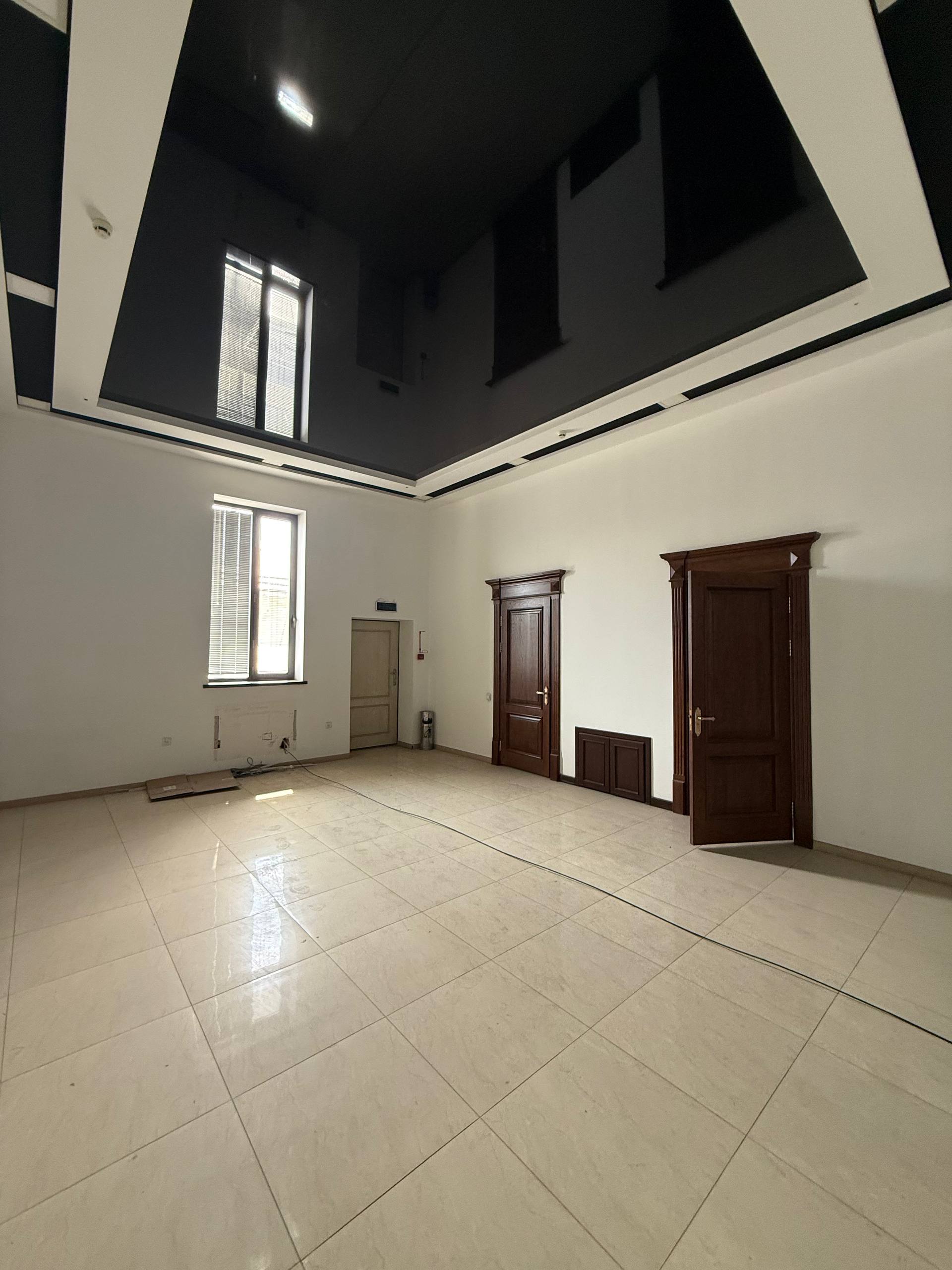 Ijara | Alohida turuvchi bino, «Hasanboy» chorrahasi