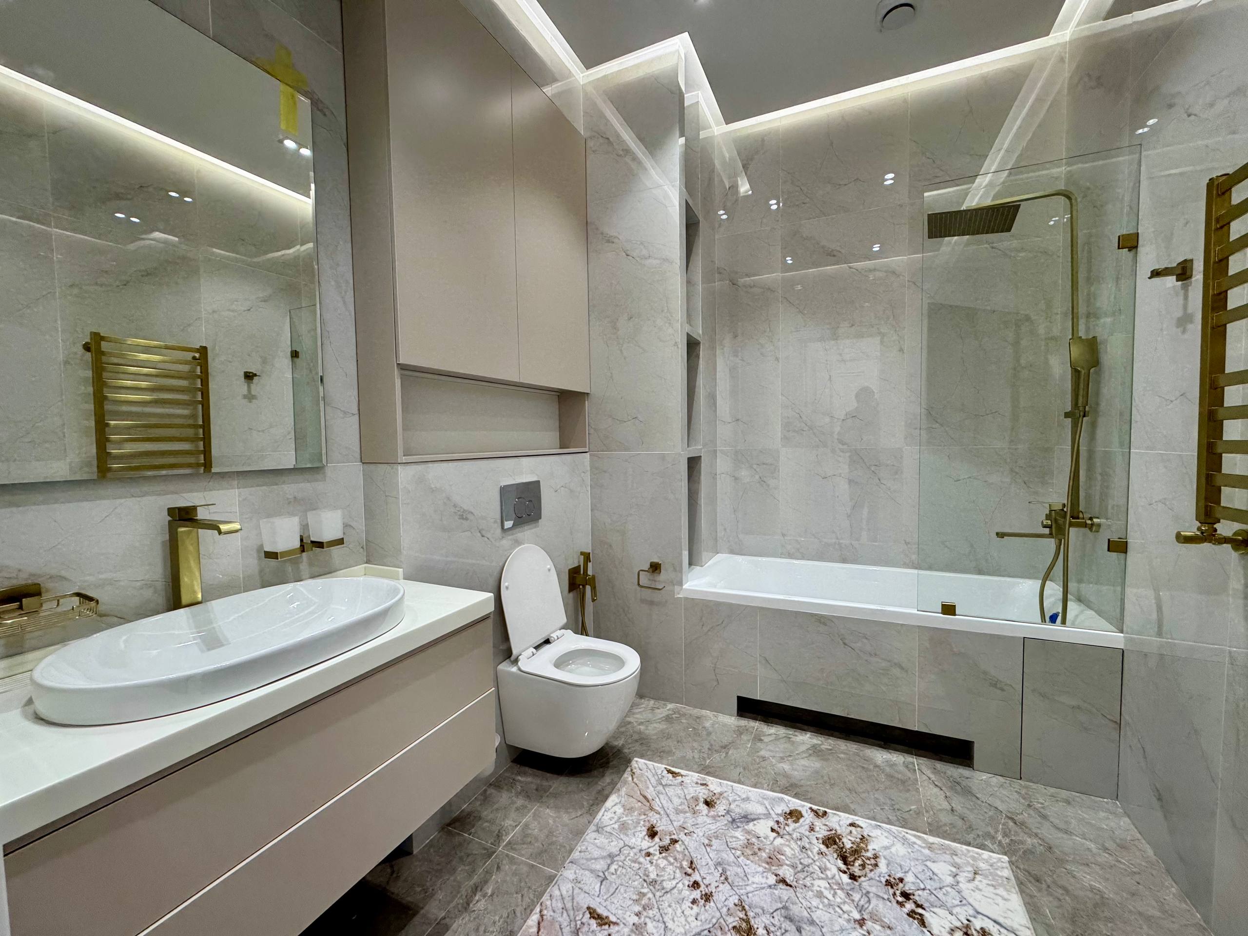 4-room apartment for sale in New Life residential complex