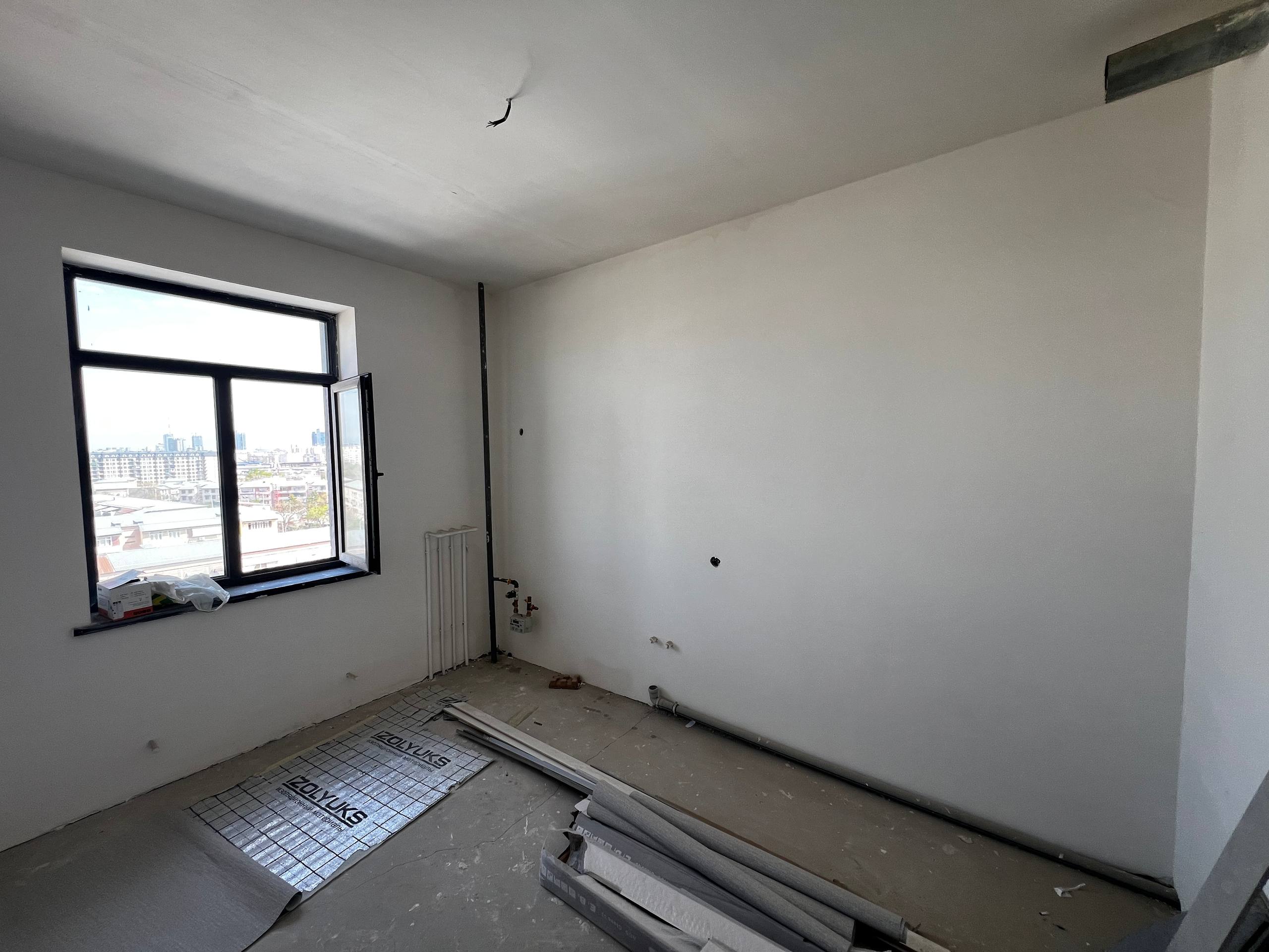 Obinazir JK yangi qurilishida 3 xonali kvartira