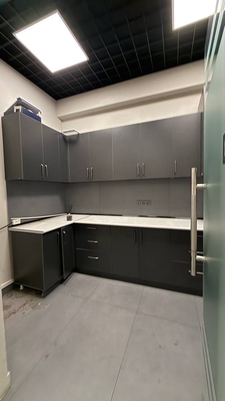 Commercial space for rent in the city center on the first line