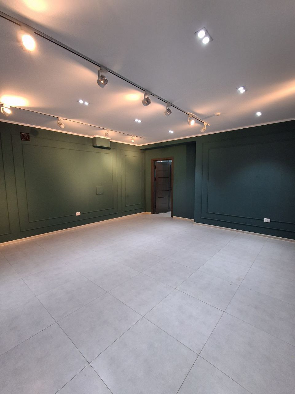 СДАЁТСЯ НЕЖИЛОЕ ПОМЕЩЕНИЕ НА Ц2, 2 ЛИНИЯ ВДОЛЬ ДОРОГИ