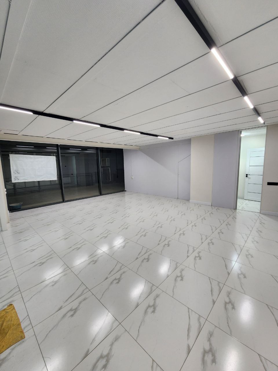 СДАЁТСЯ В АРЕНДУ КОММЕРЧЕСКОЕ ПОМЕЩЕНИЕ В АКАЙ СИТИ