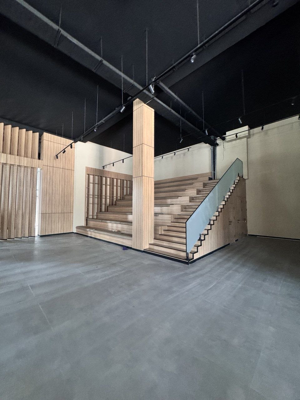 АРЕНДА: ПРЕСТИЖНЫЙ БИЗНЕС-ЦЕНТР В ЮНУСАБАДСКОМ РАЙОНЕ