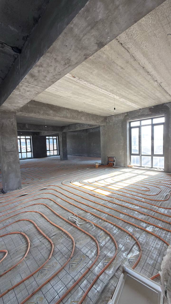 Jiguli bar yonida alohida turuvchi bino ijaraga beriladi