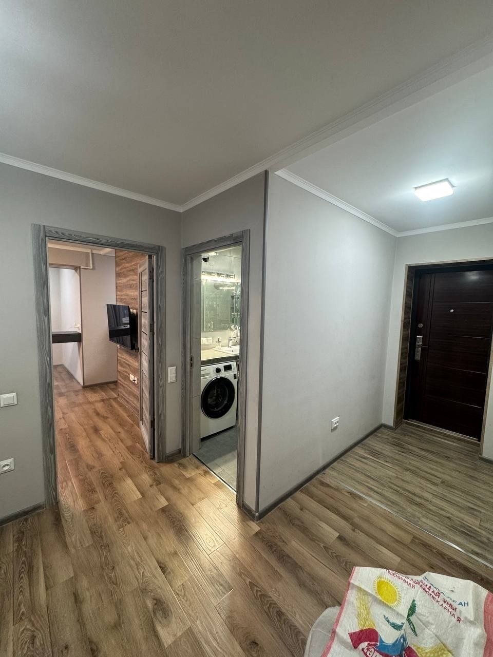 5 KVARTAL 2 XONALI YEVRO TA’MIRLI KVARTIRA