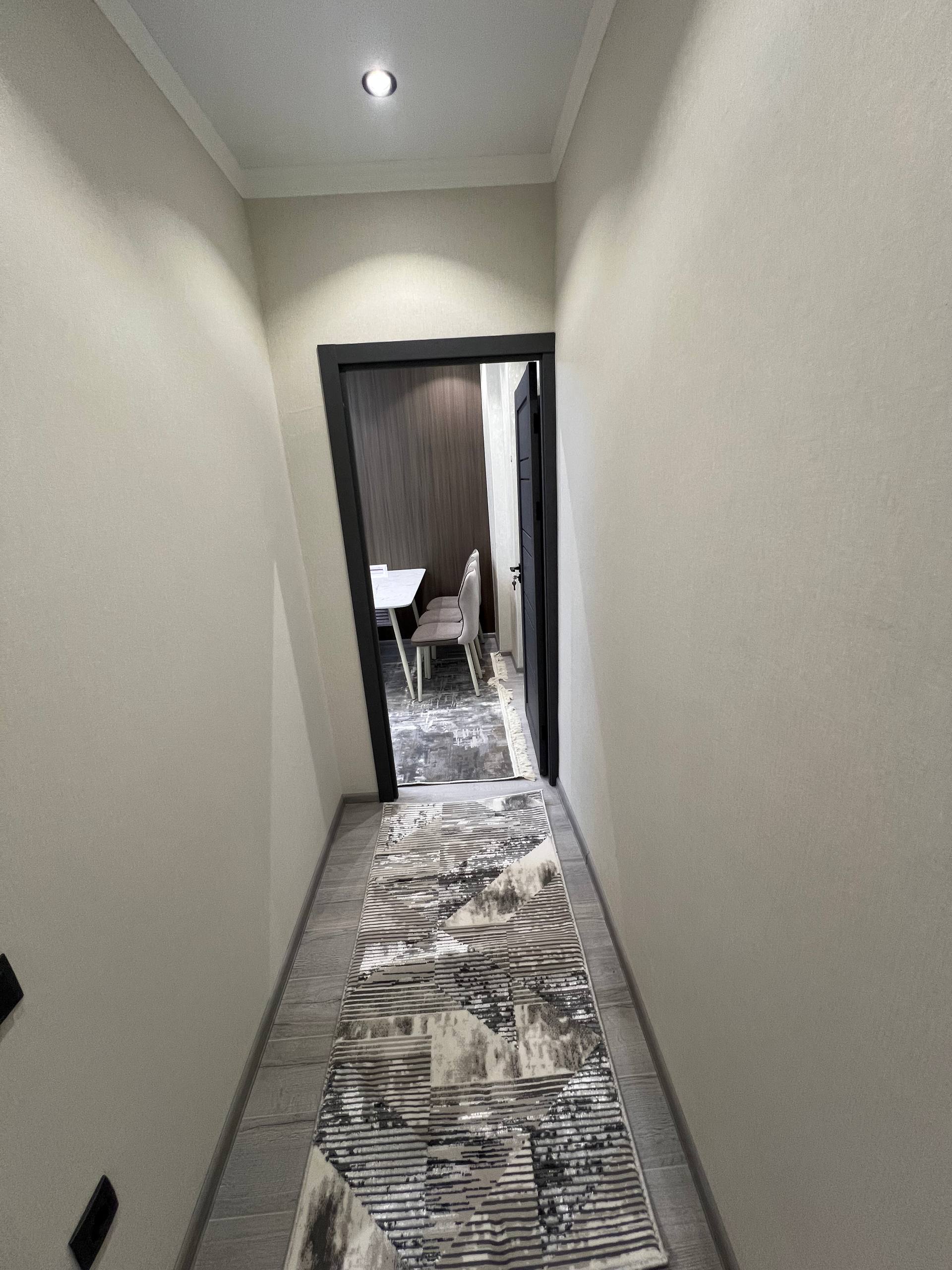 C13, Labzak — g‘ishtli uyda 3 xonali kvartira