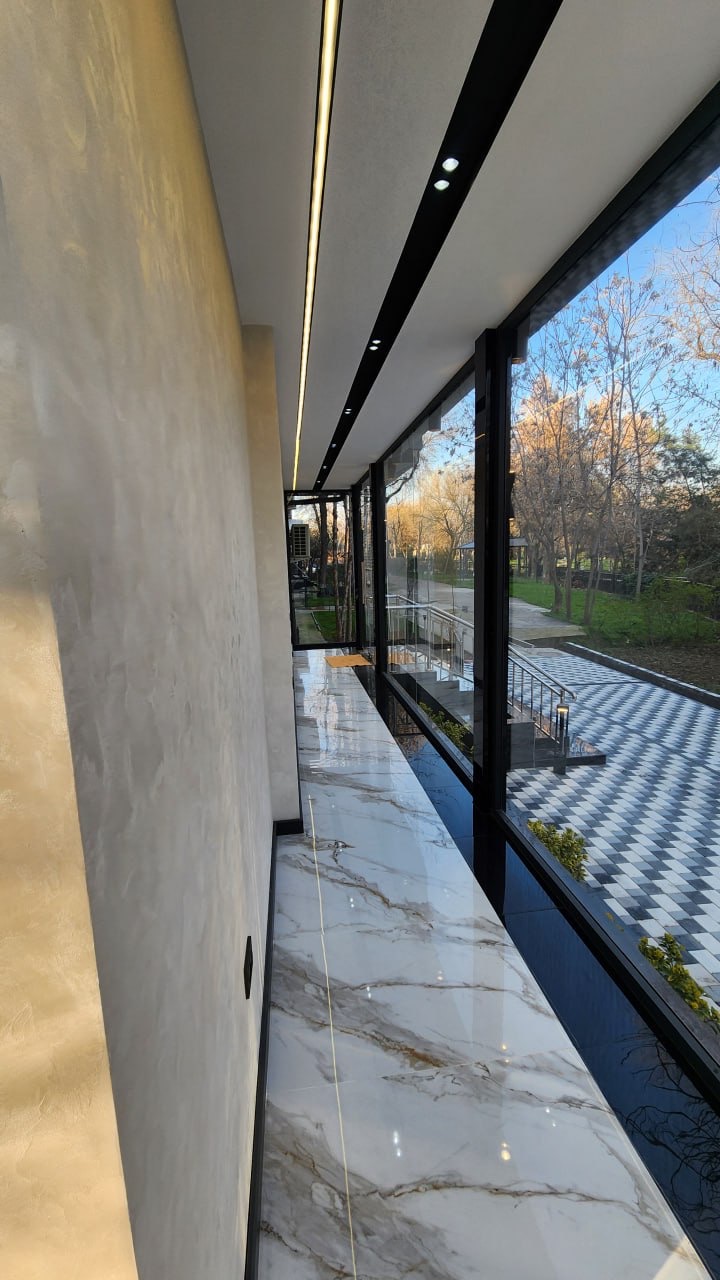 C-1 Commercial Space 102 m² for Any Business, 1st Floor