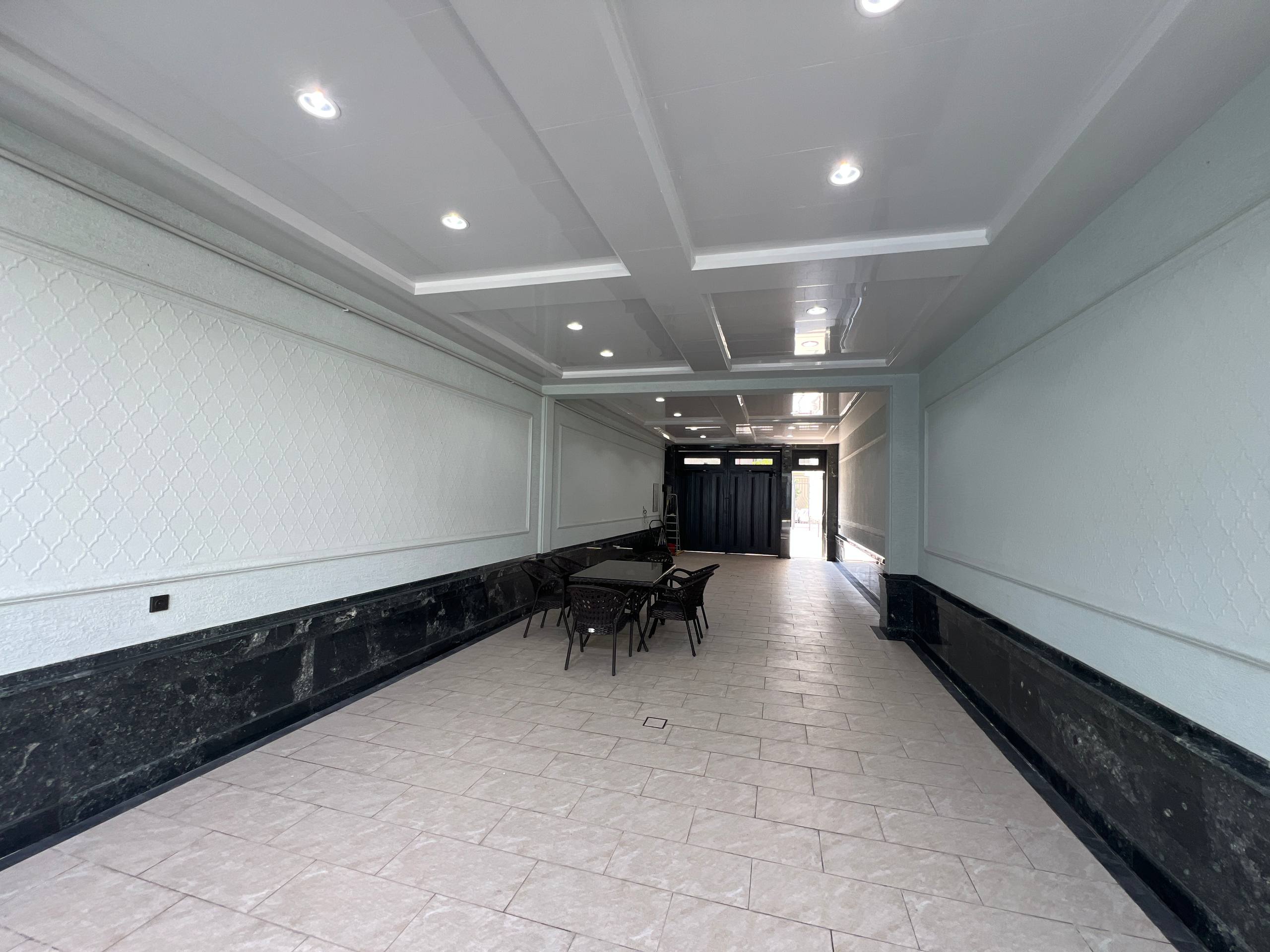 Дом в центре Луначарского 5 соток — 600 м², бассейн, 3 уровня