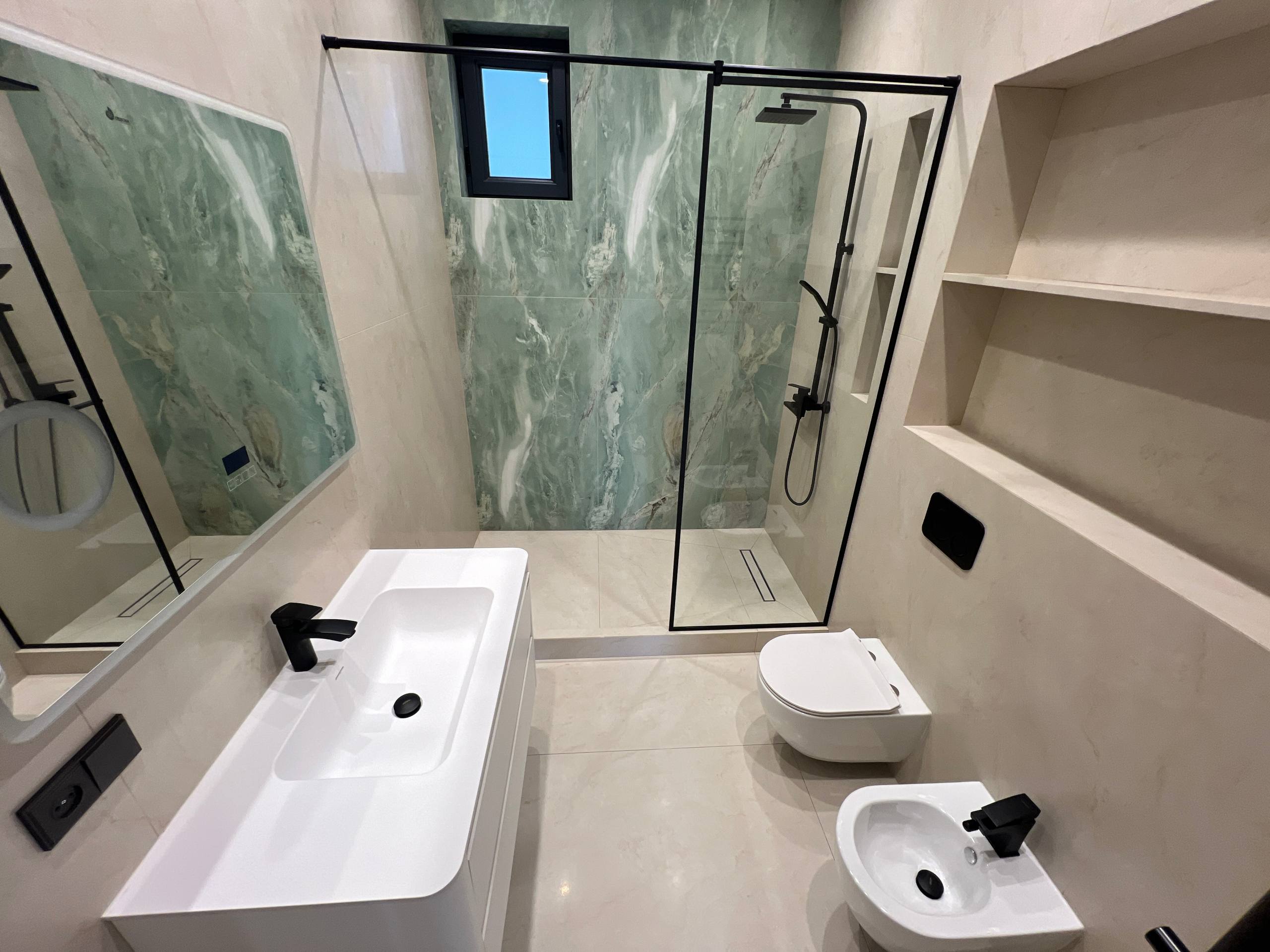 Дом в центре Луначарского 5 соток — 600 м², бассейн, 3 уровня