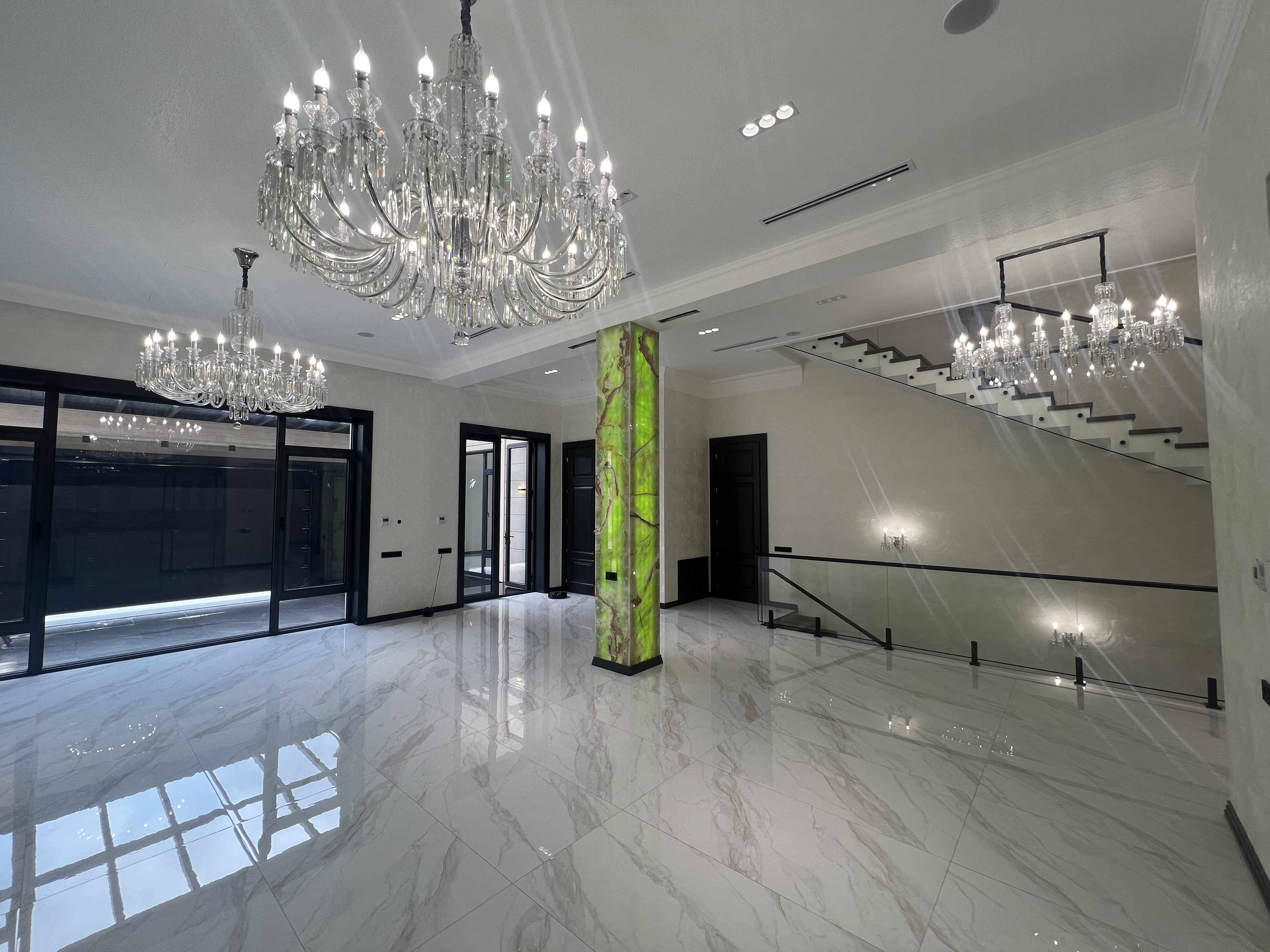 ЭКСКЛЮЗИВНЫЙ ЕВРОДОМ В СТИЛЕ НЕОКЛАССИК