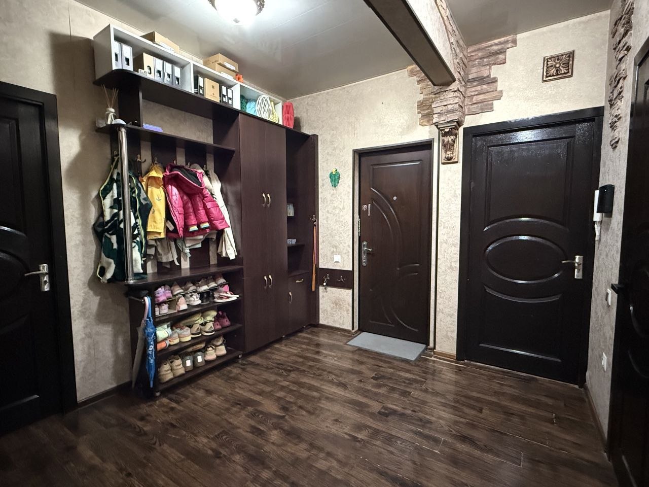 4-комнатная квартира на 7 этаже 9-этажного дома в Сергели-8.