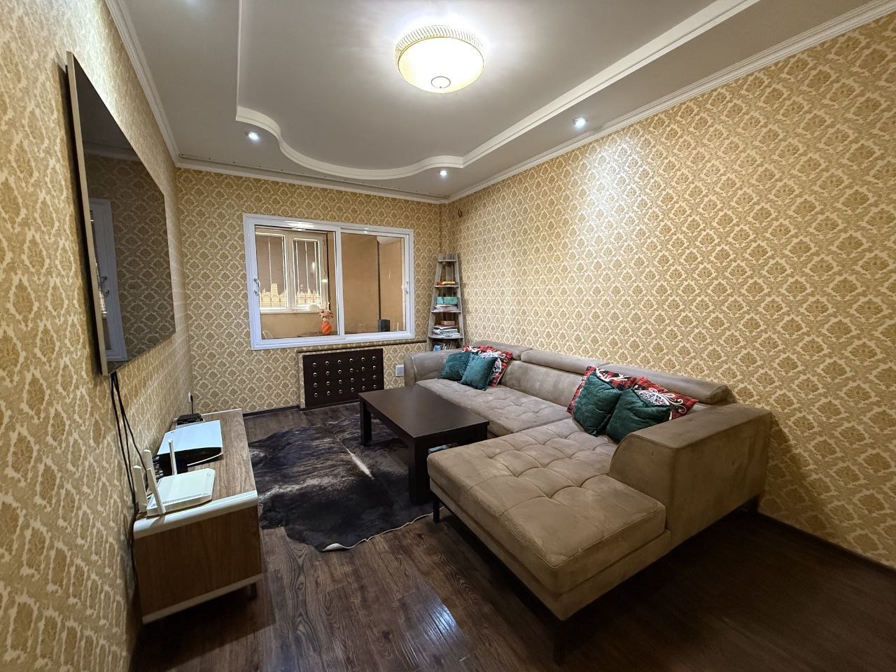 4-комнатная квартира на 7 этаже 9-этажного дома в Сергели-8.