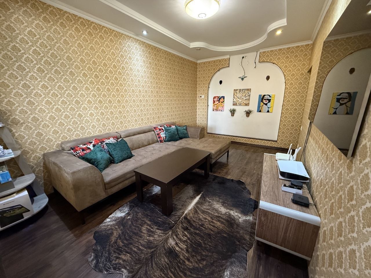 4-комнатная квартира на 7 этаже 9-этажного дома в Сергели-8.