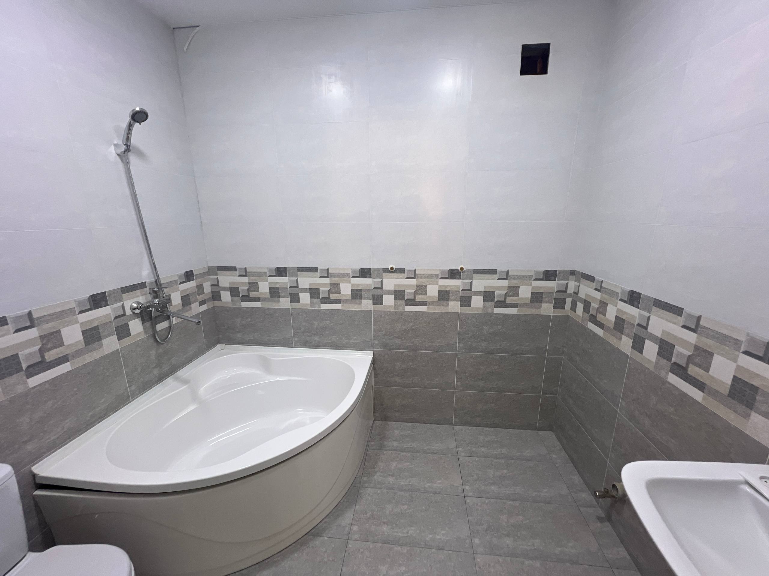 НОВЫЙ ДОМ В МАХАЛЛЕ ЛИМОНАРИЙ