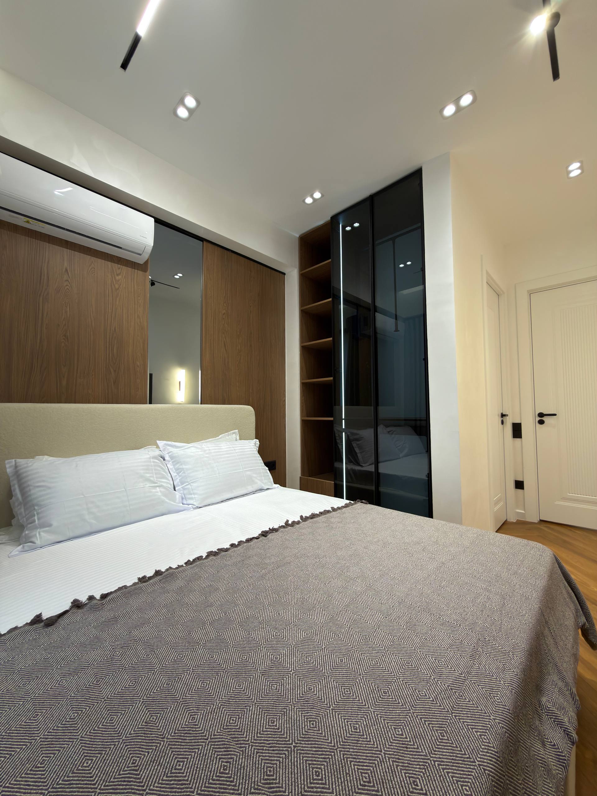 просторная 4-комнатная квартира с отдельной кухней в современном жилом комплексе Poytaxt Residence