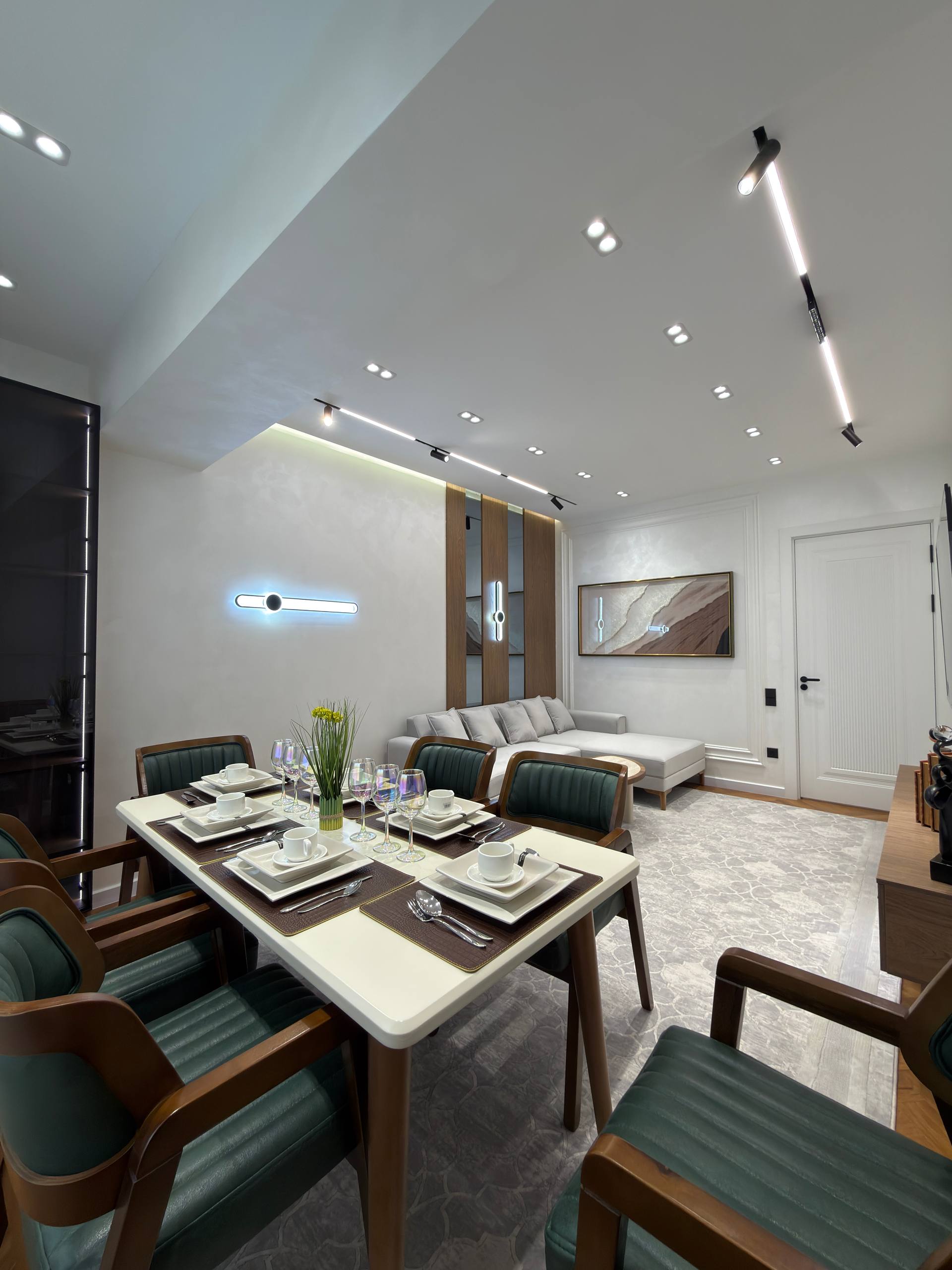 просторная 4-комнатная квартира с отдельной кухней в современном жилом комплексе Poytaxt Residence