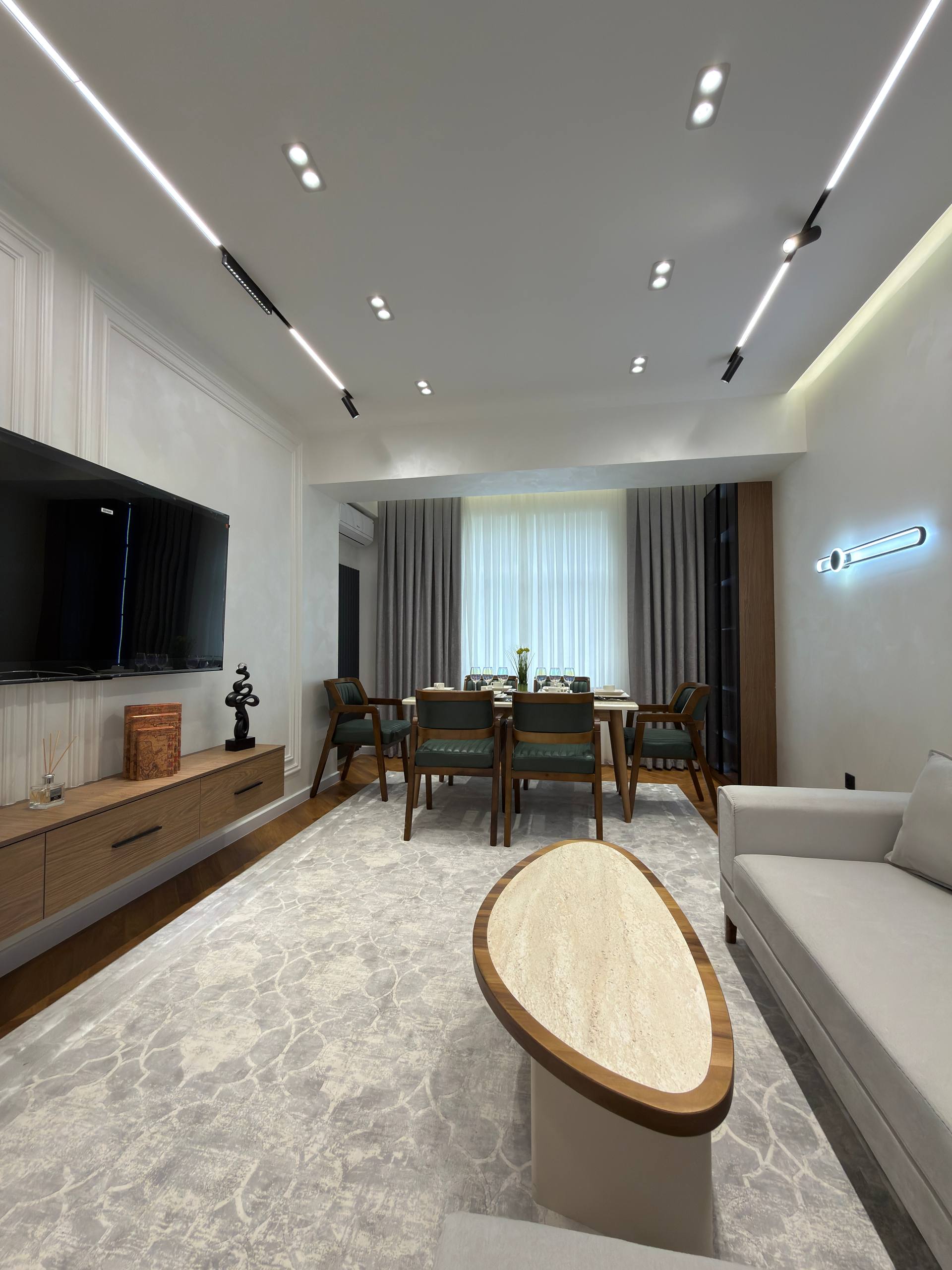 просторная 4-комнатная квартира с отдельной кухней в современном жилом комплексе Poytaxt Residence