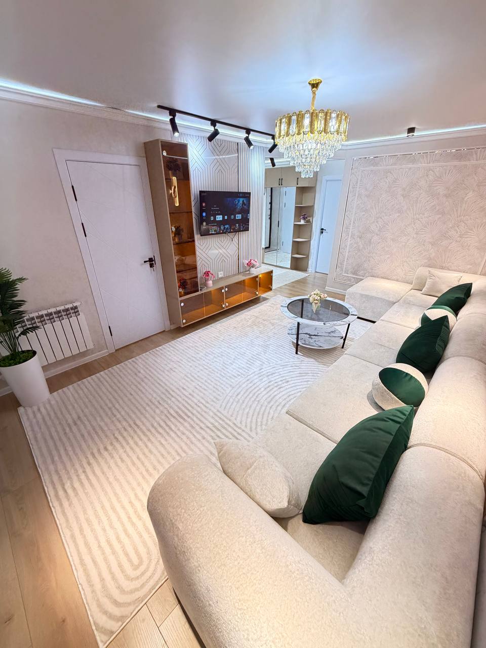 3-комнатная квартира в Чиланзарском районе, 6 квартал