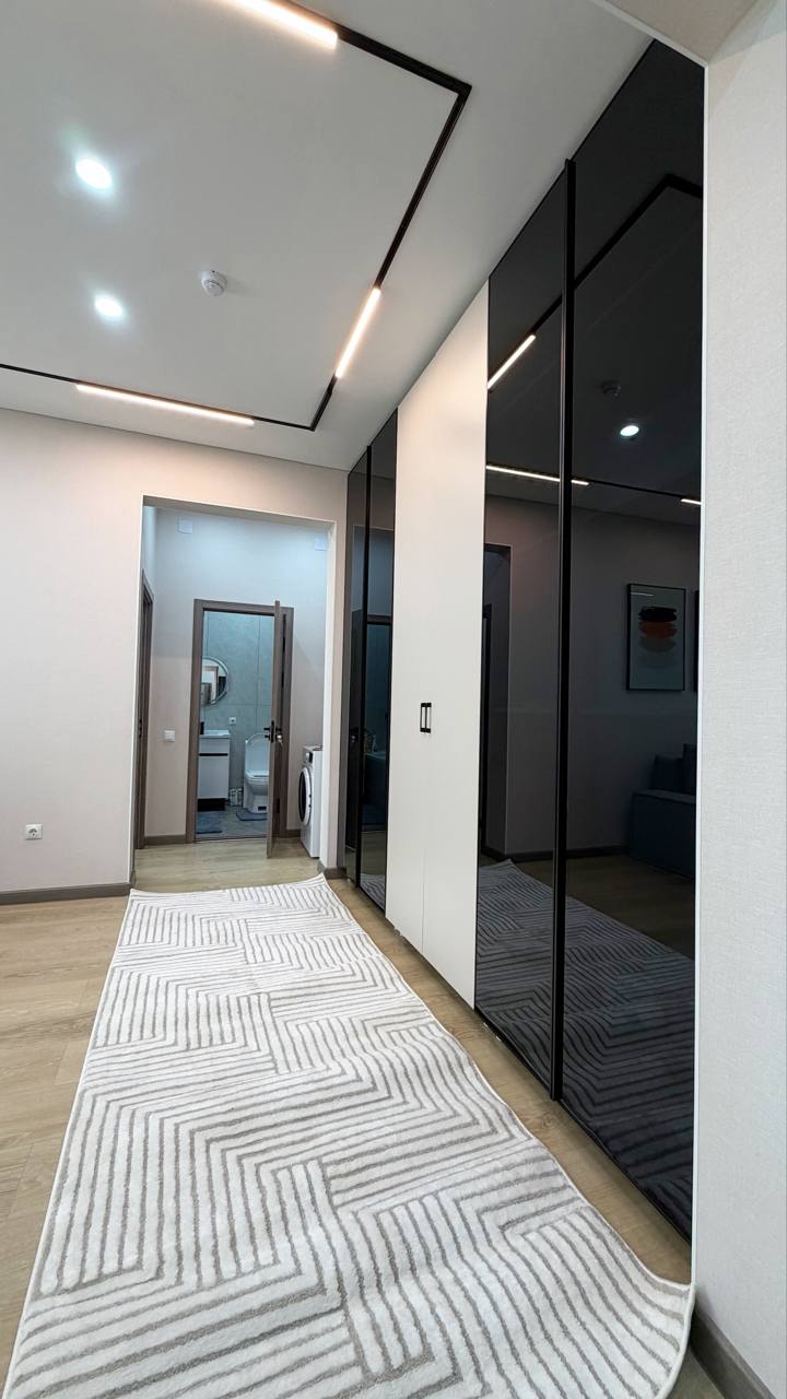 Apartment in Oz Makon by Golden House