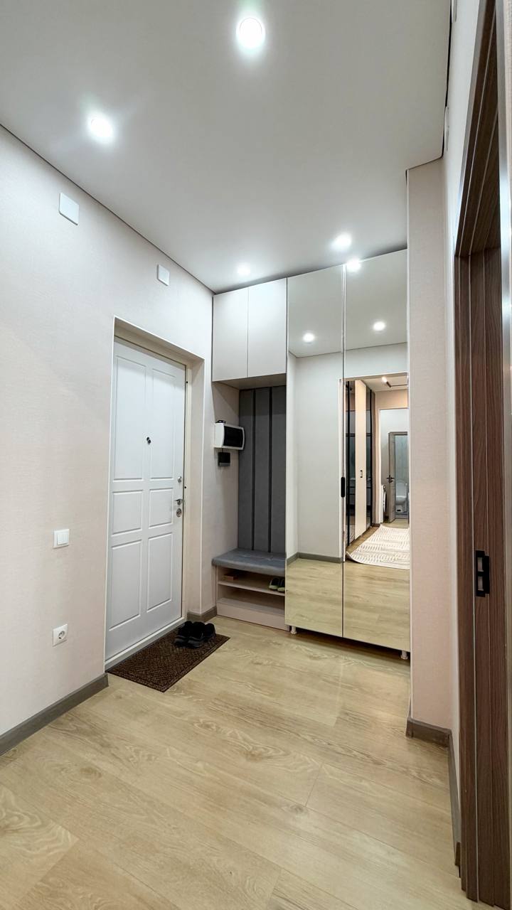 Apartment in Oz Makon by Golden House