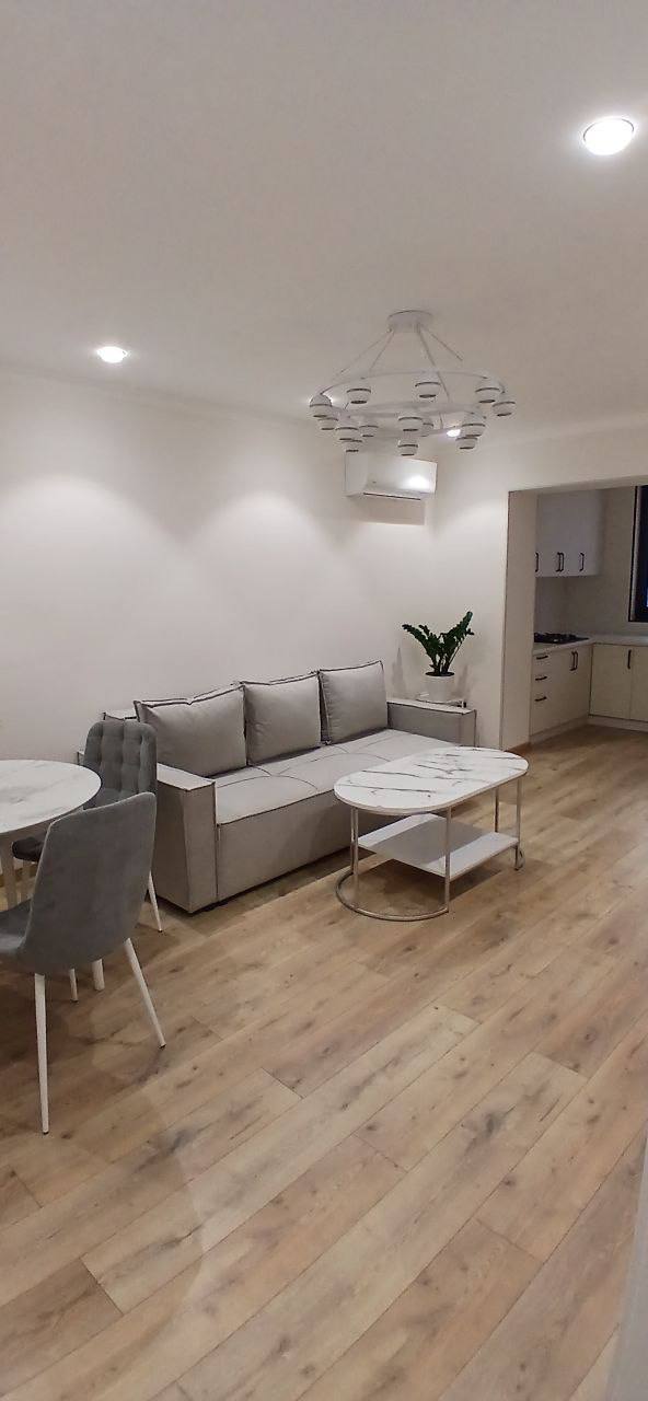 77 series, 2-room apartment converted to 3 rooms, Gospitalniy